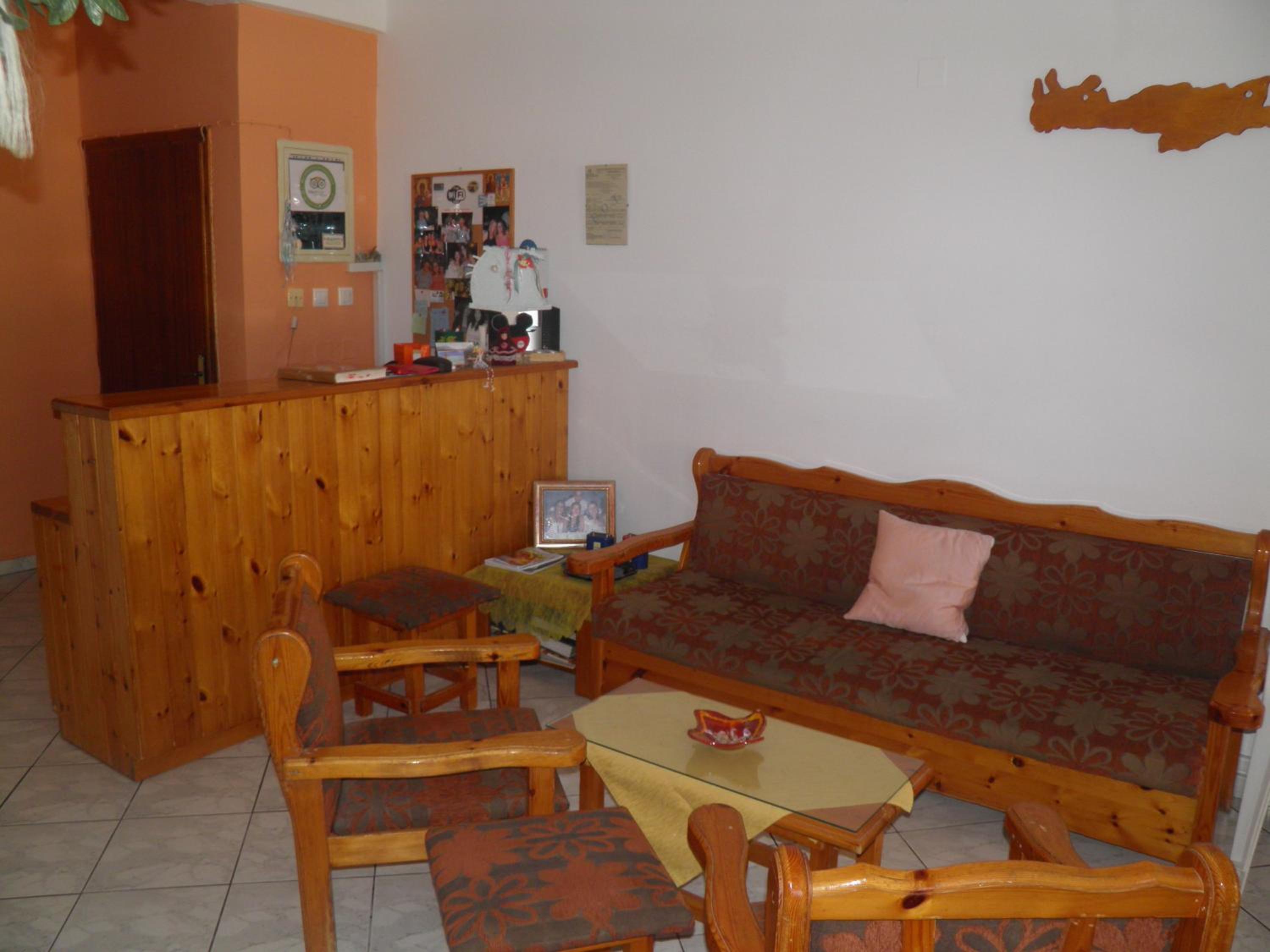 One-Bedroom Apartment - Photo 21
