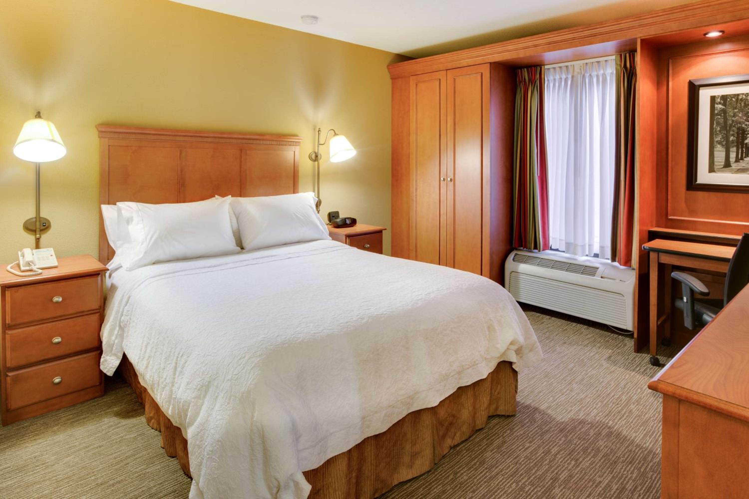 Queen Room - Photo 5