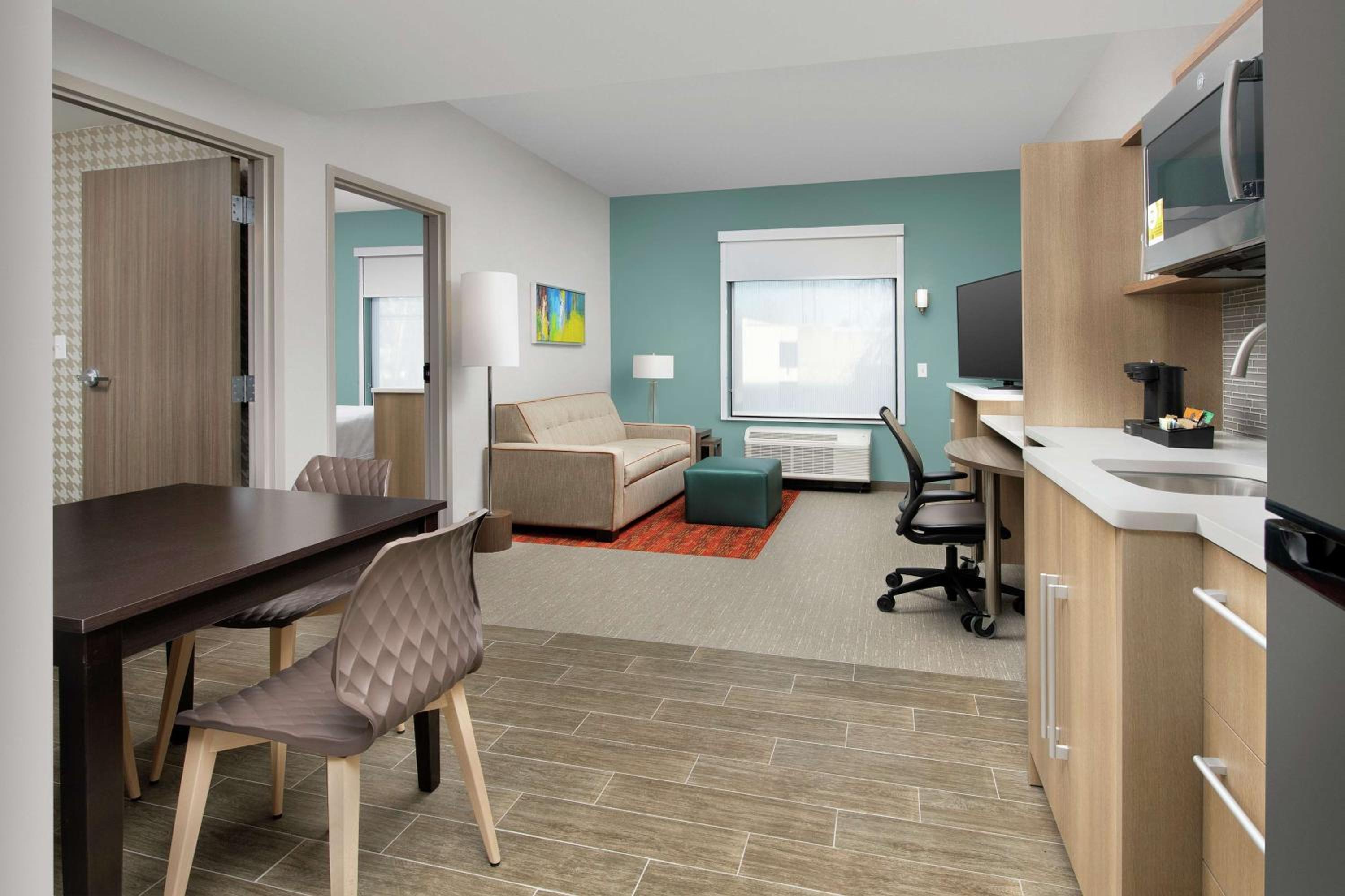 One-Bedroom King Suite - Non-Smoking - Photo 1