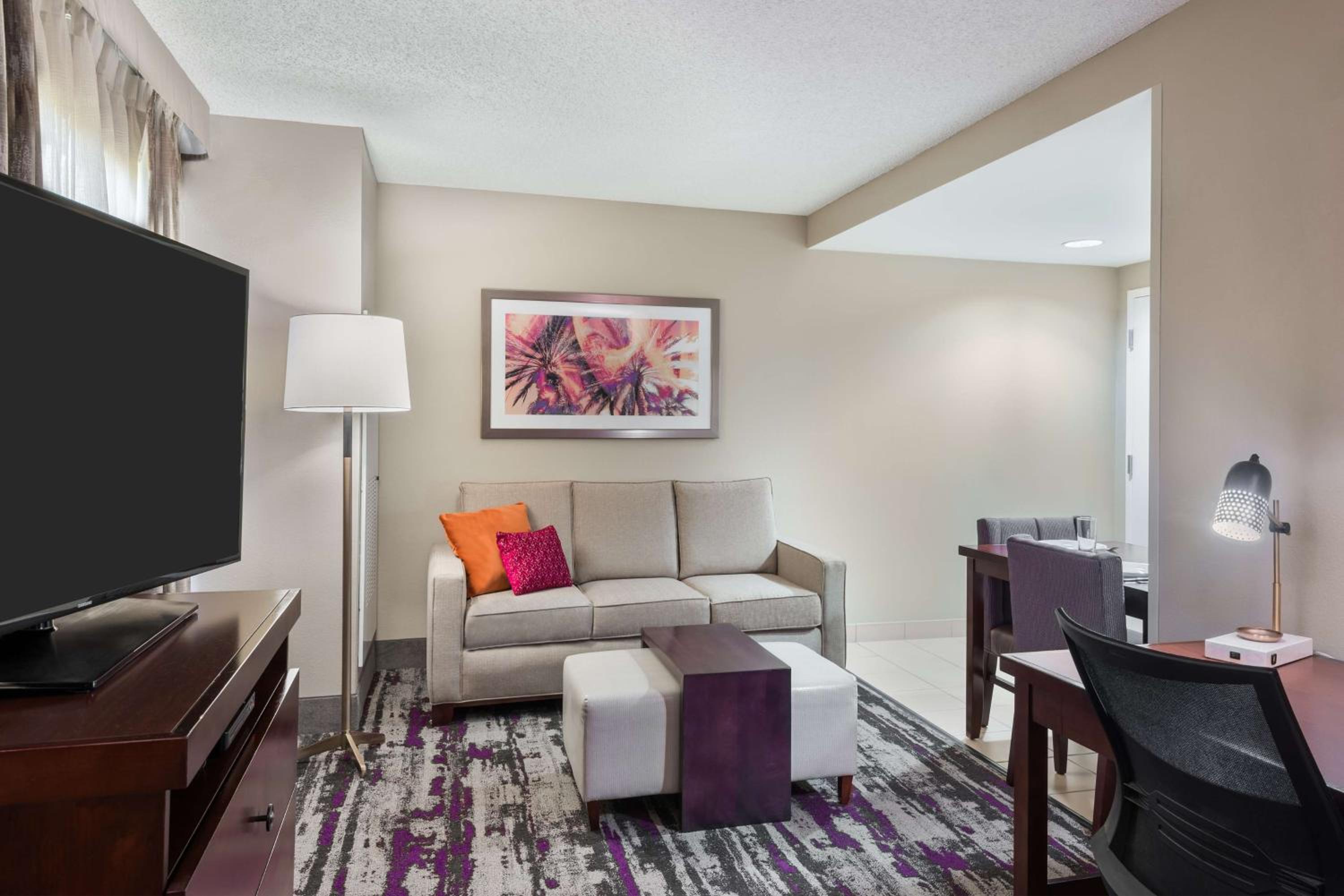 King Studio Suite - Hearing Access