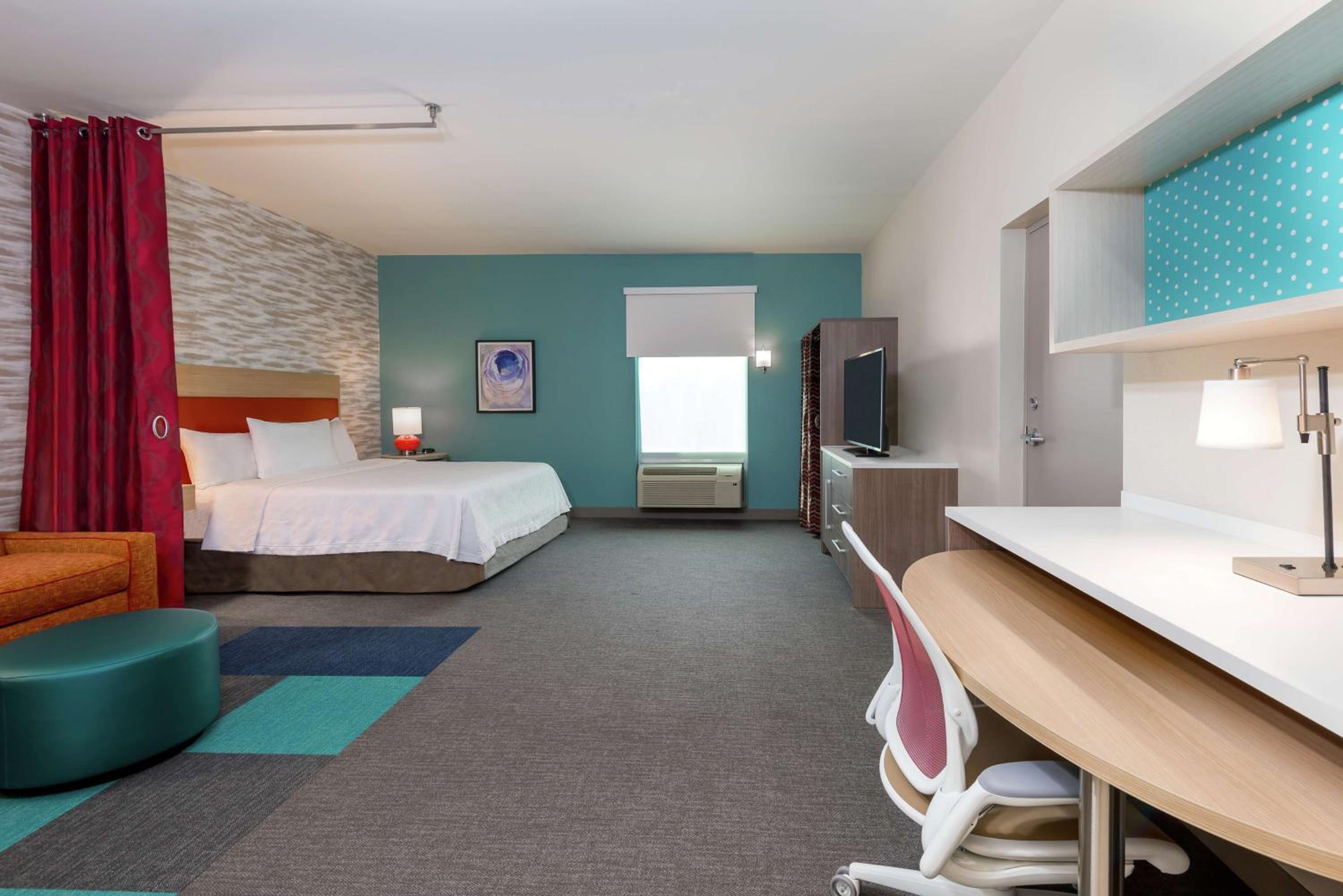 King Studio Suite - Mobility Access/Non-Smoking