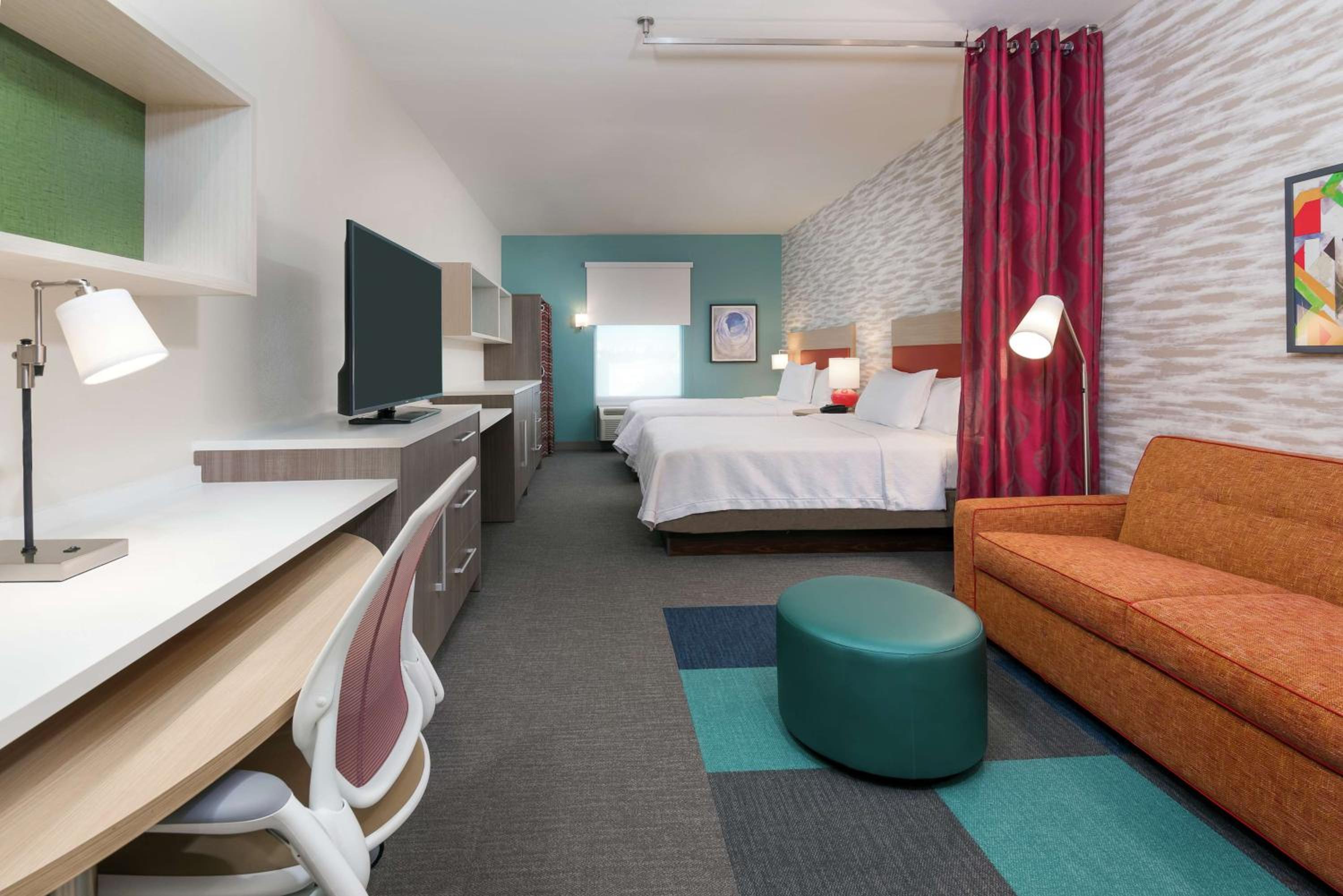 Queen Studio with Two Queen Beds - Non-Smoking