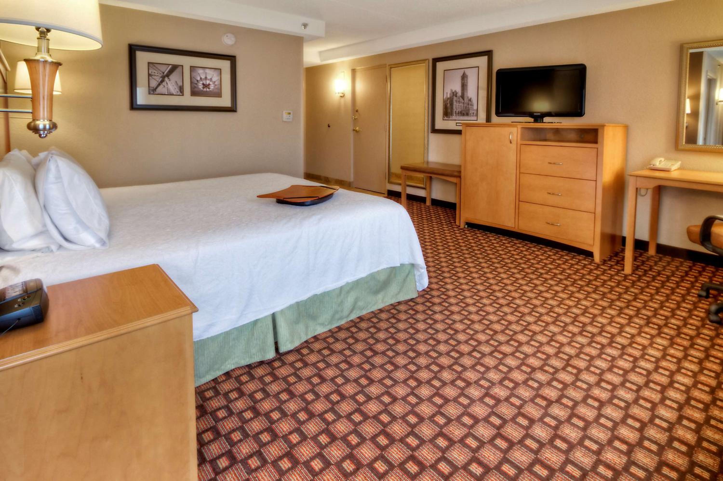 King Room - Mobility Access/Non-Smoking - Photo 4