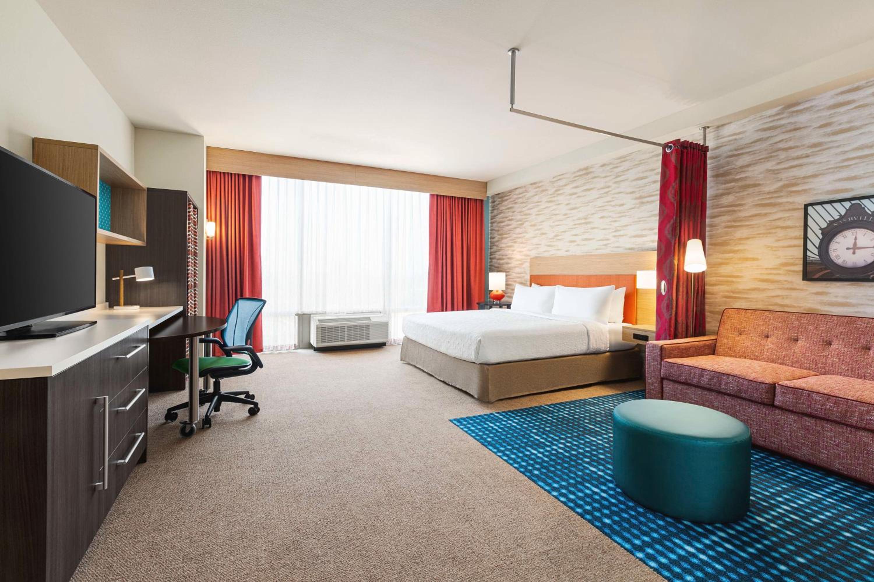King Studio Suite - Photo 3