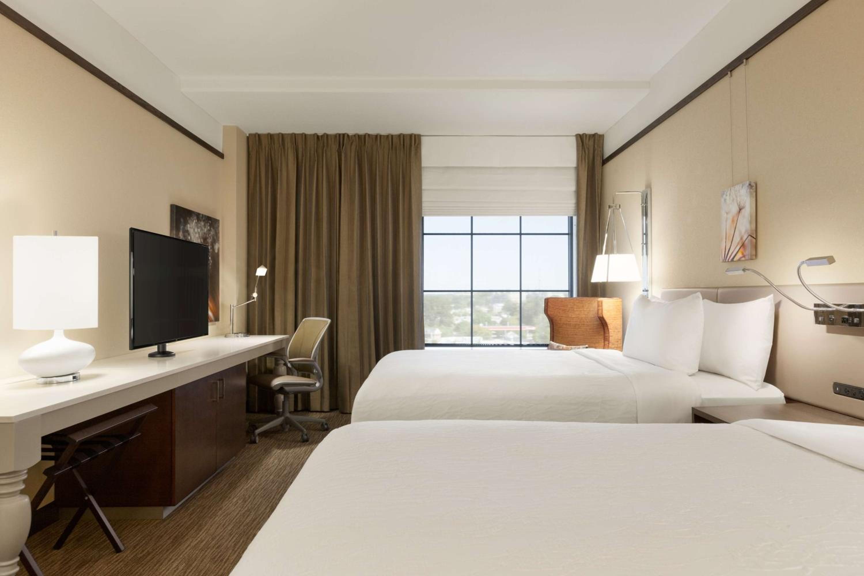 Queen Room with Two Queen Beds - Mobility and Hearing Access