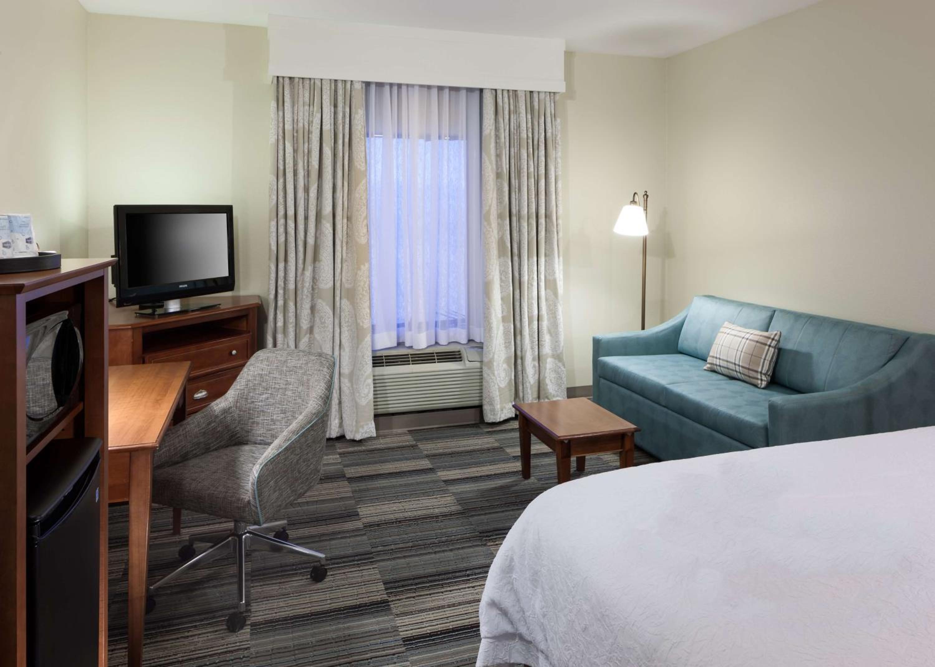 King Evolution Room with Sofa Bed photo 2