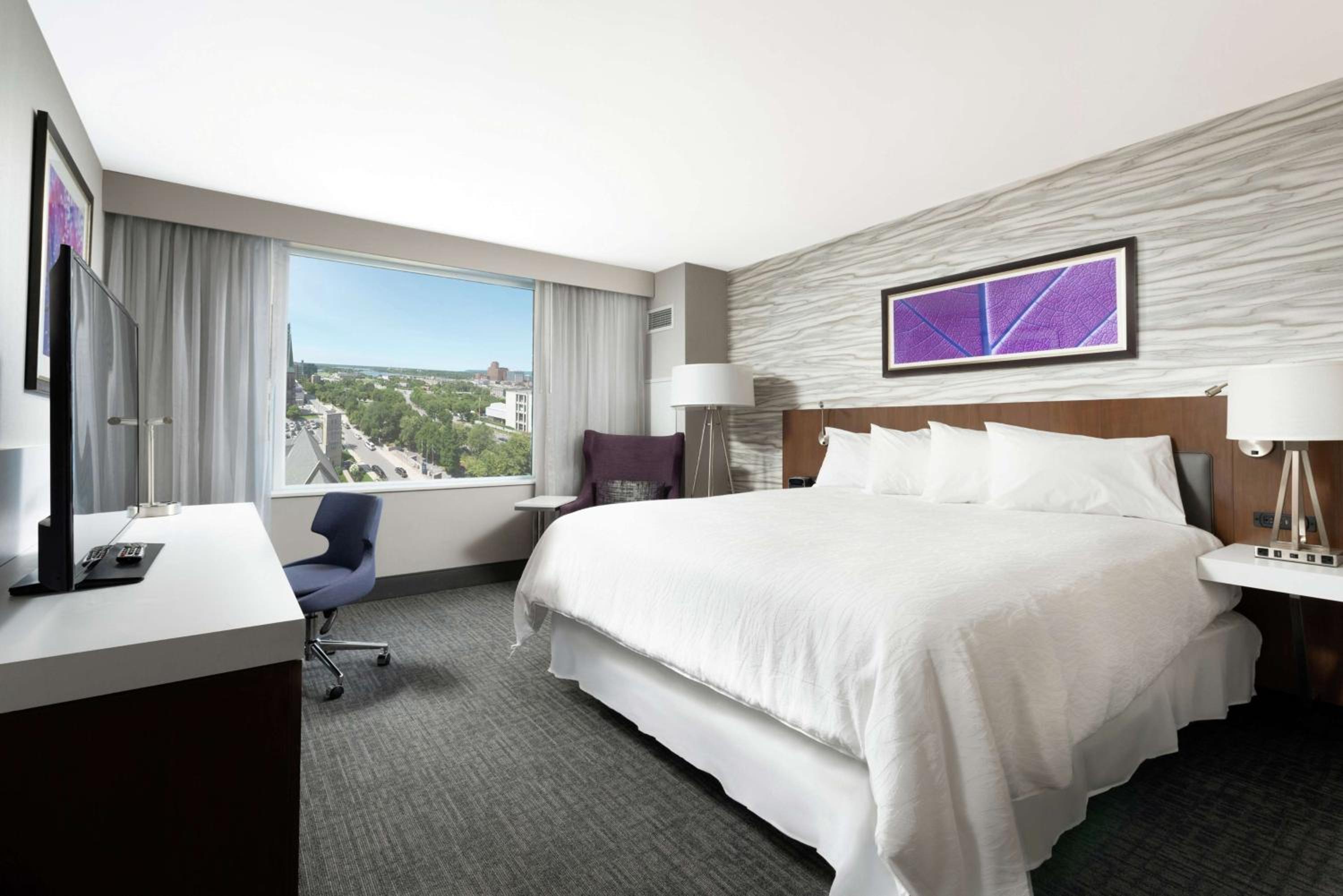 Signature King Room