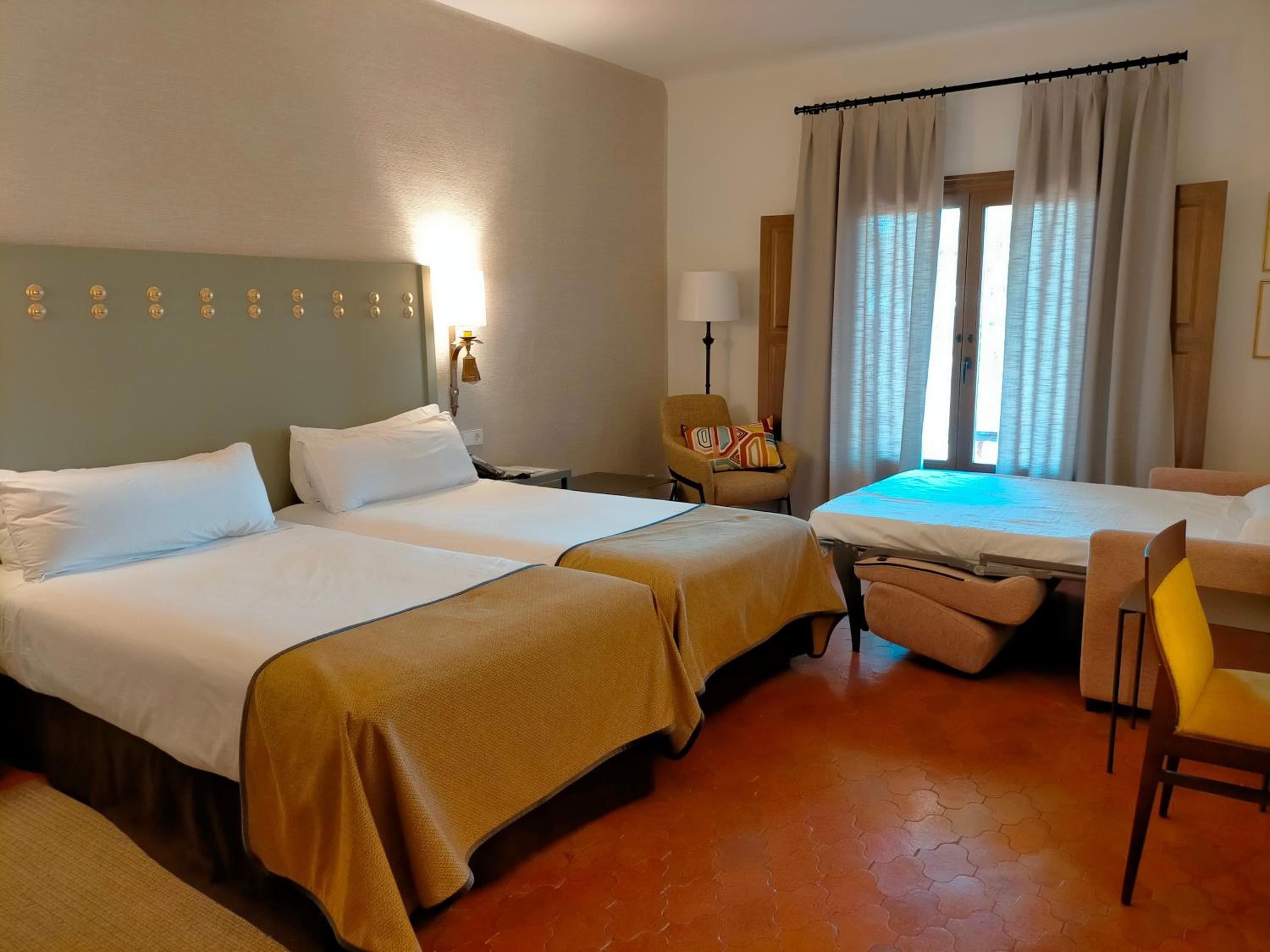 Triple Room photo 3