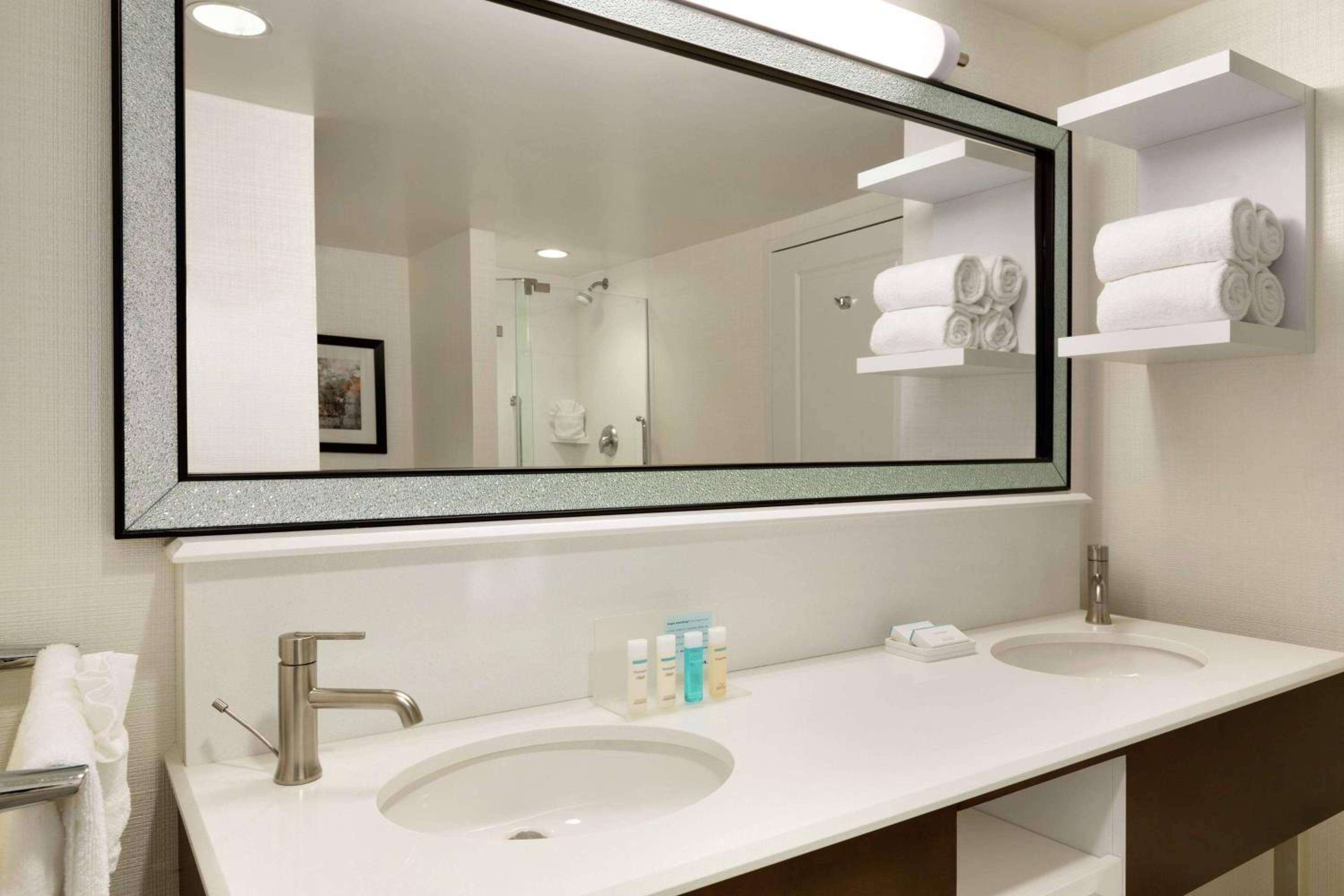 King Suite - Photo 4