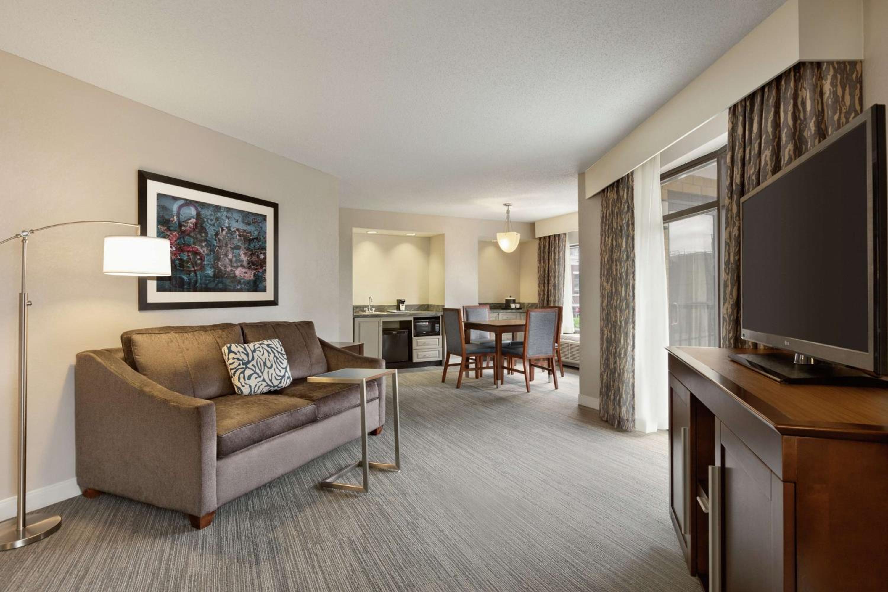 King Suite - Photo 1