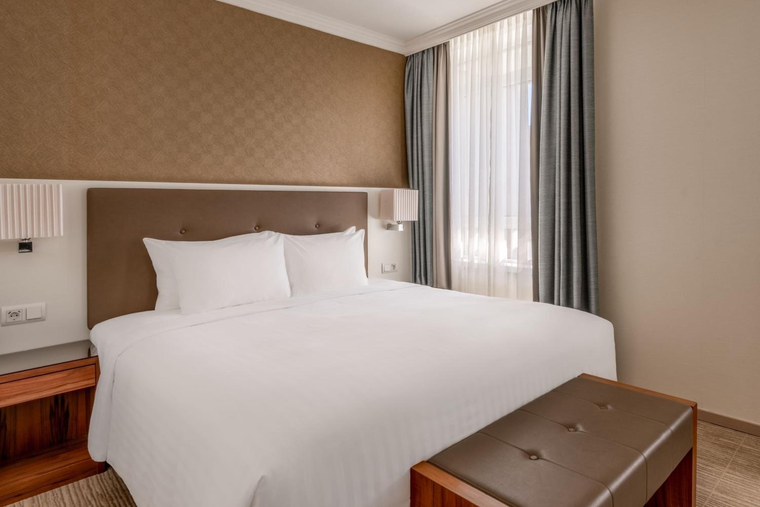 Junior Suite - Photo 1