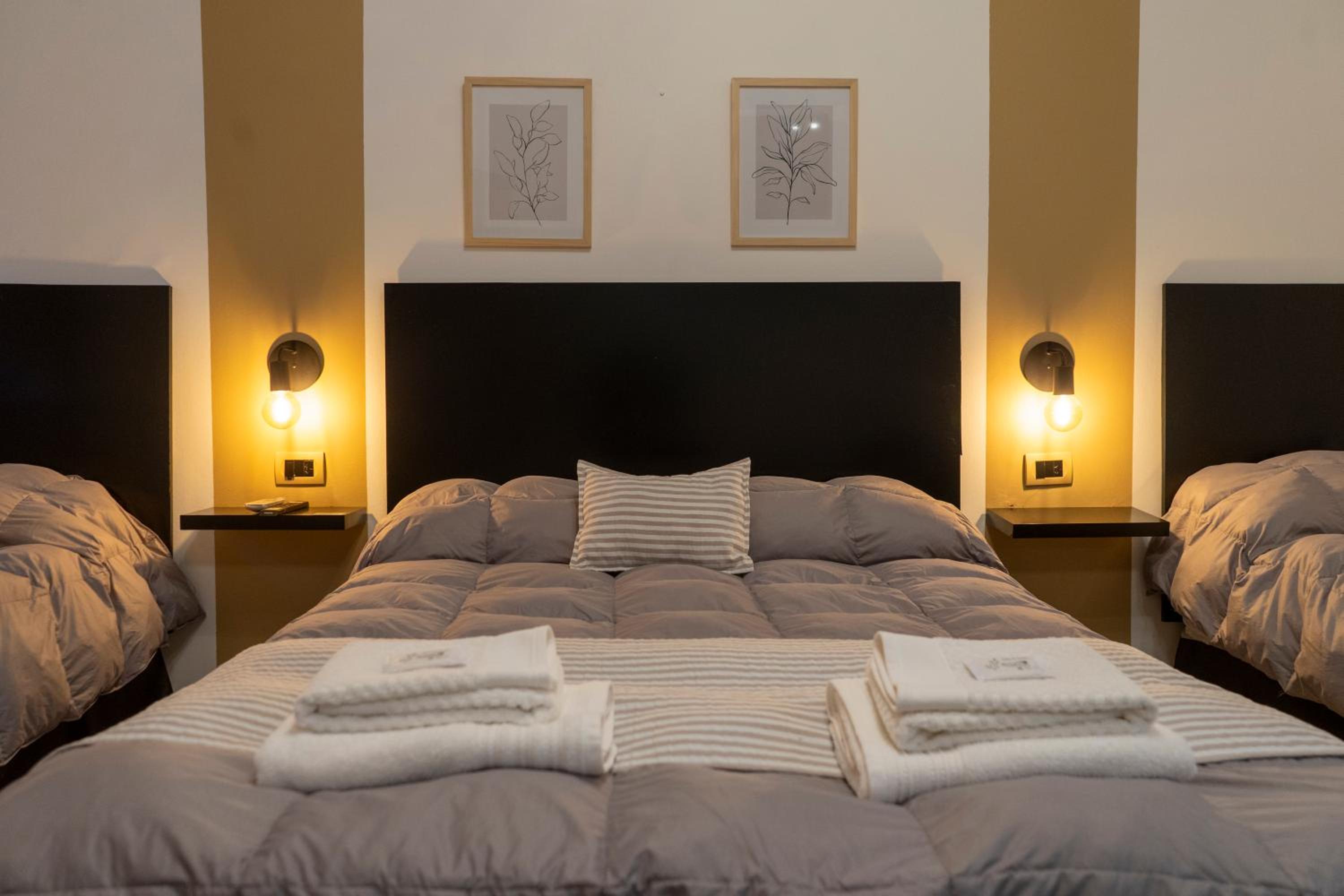 Triple Room with Private Bathroom photo 2