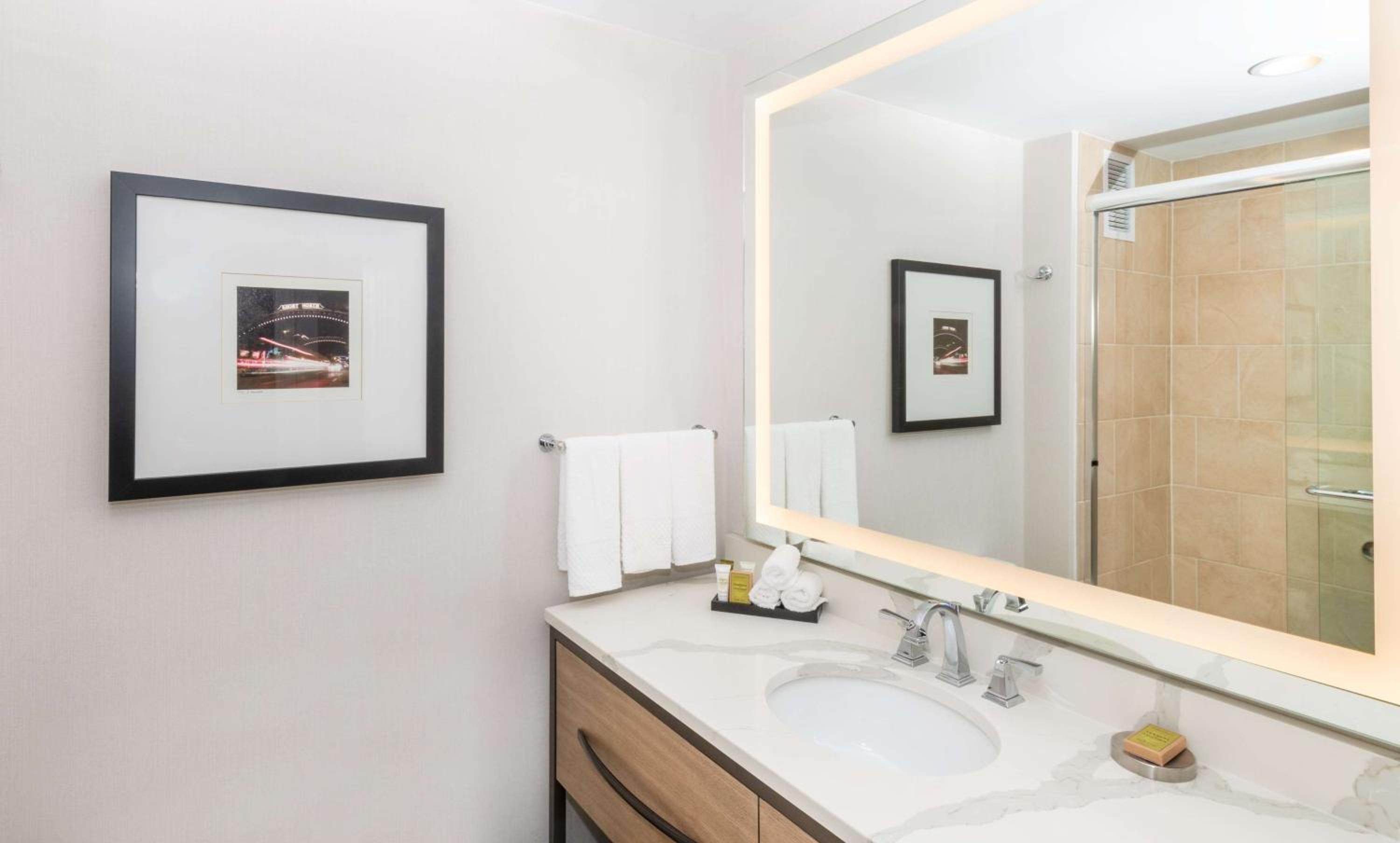Executive Floor King Room - Photo 2
