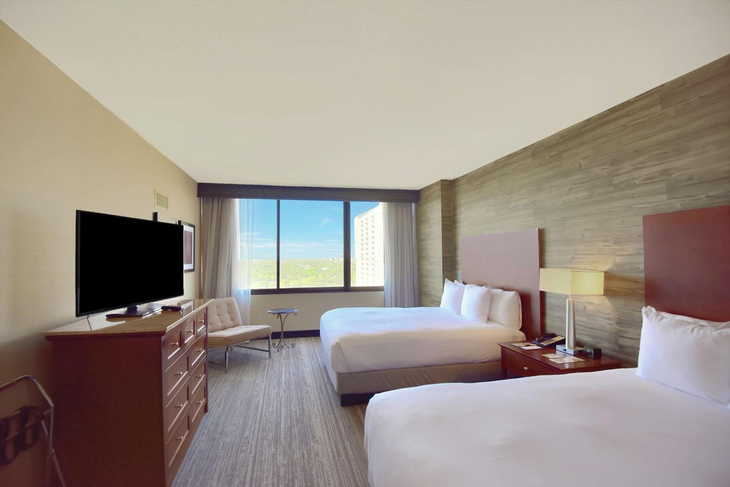 Queen Room with Two Queen Beds - Disability Access with Roll In Shower