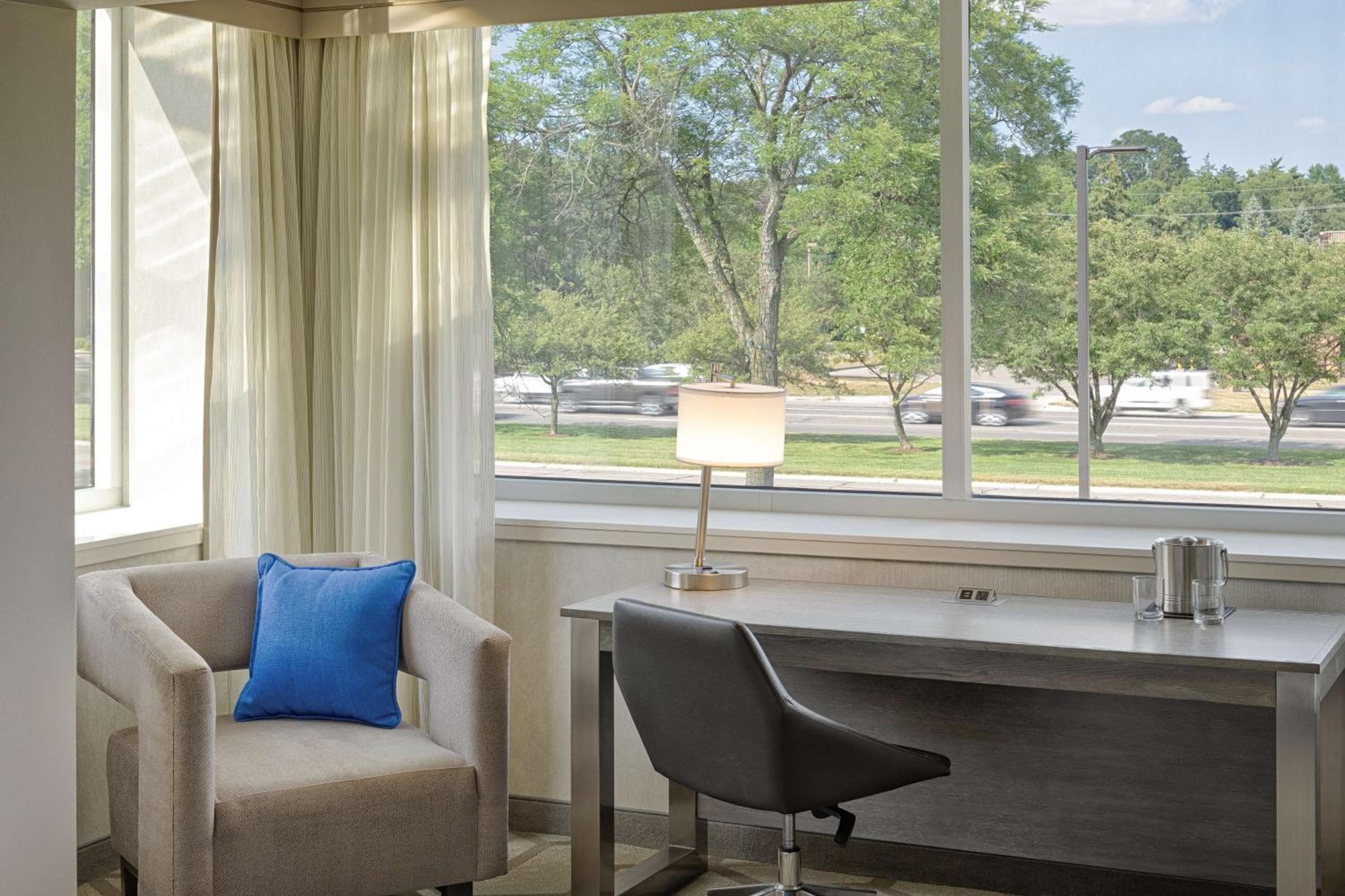 Standard King Suite