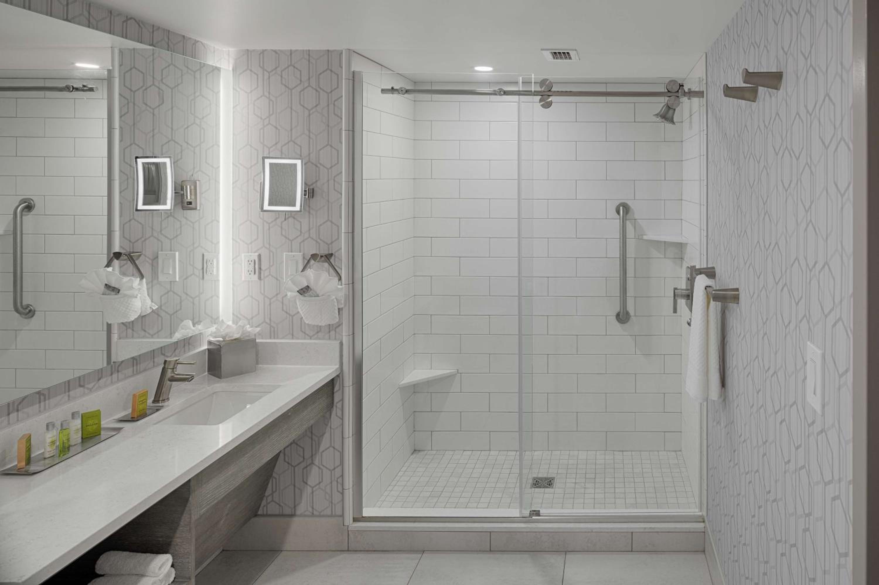 Bloomfield Suite