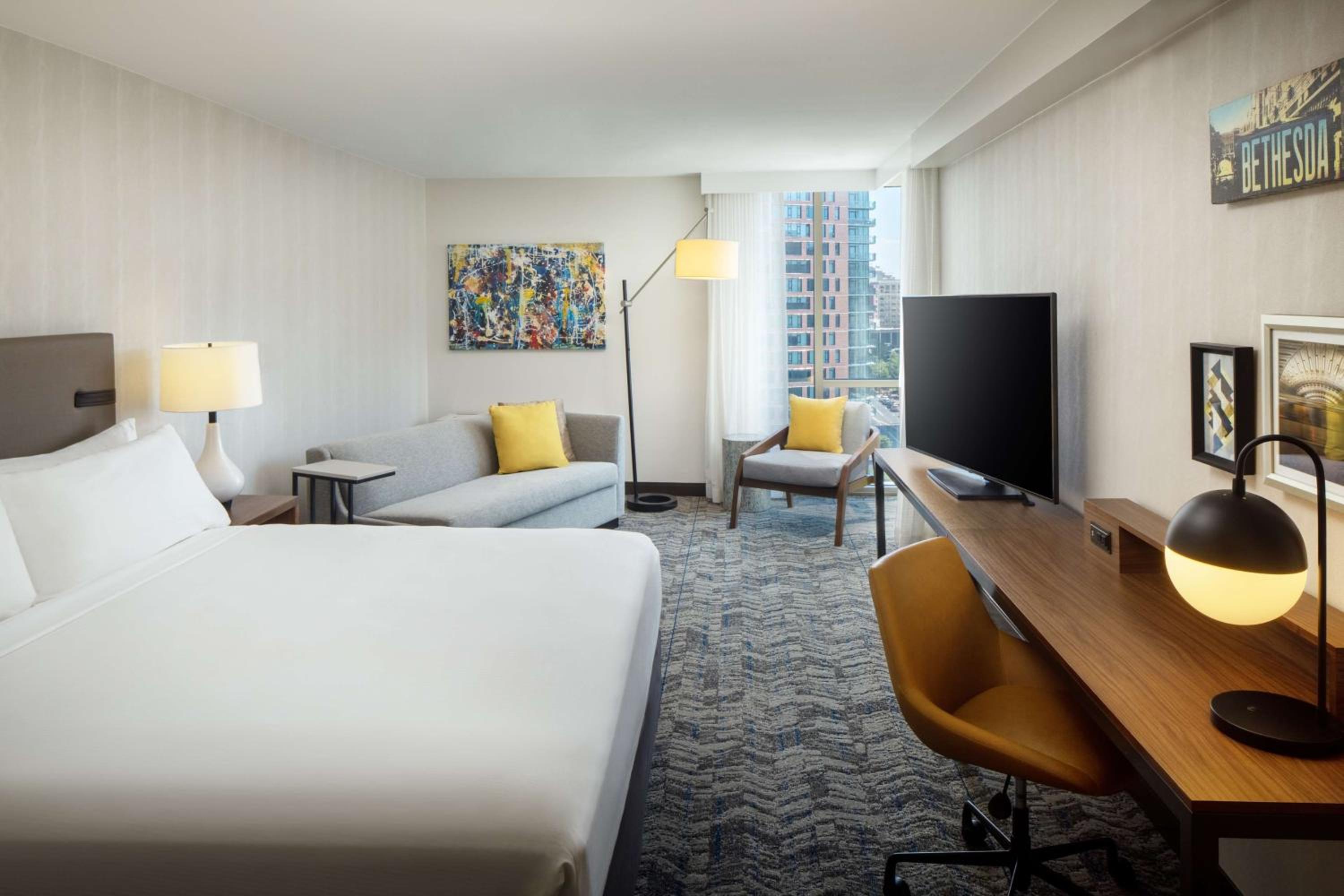 Superior King Room with Sofa Bed