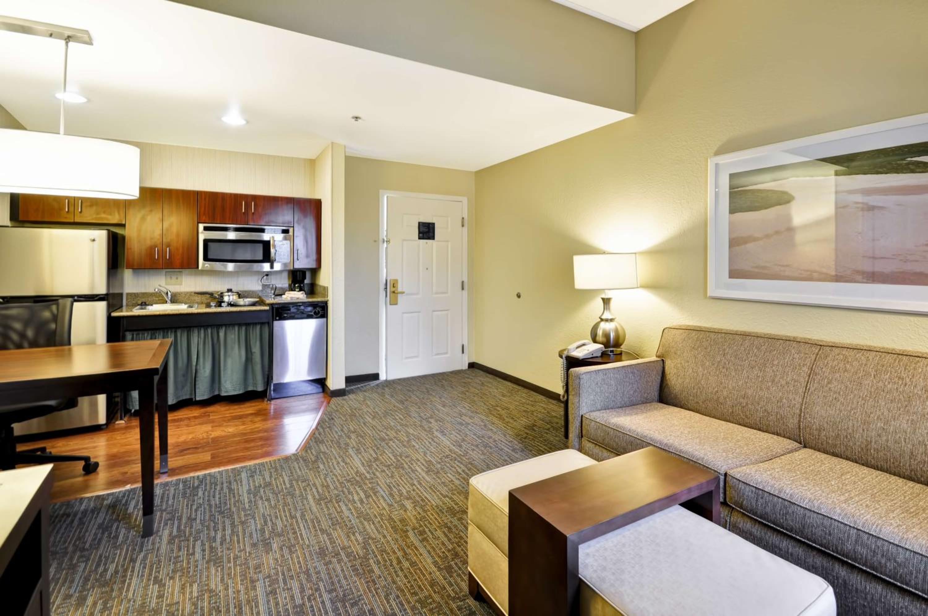 One-Bedroom King Suite - Non-Smoking - Photo 1