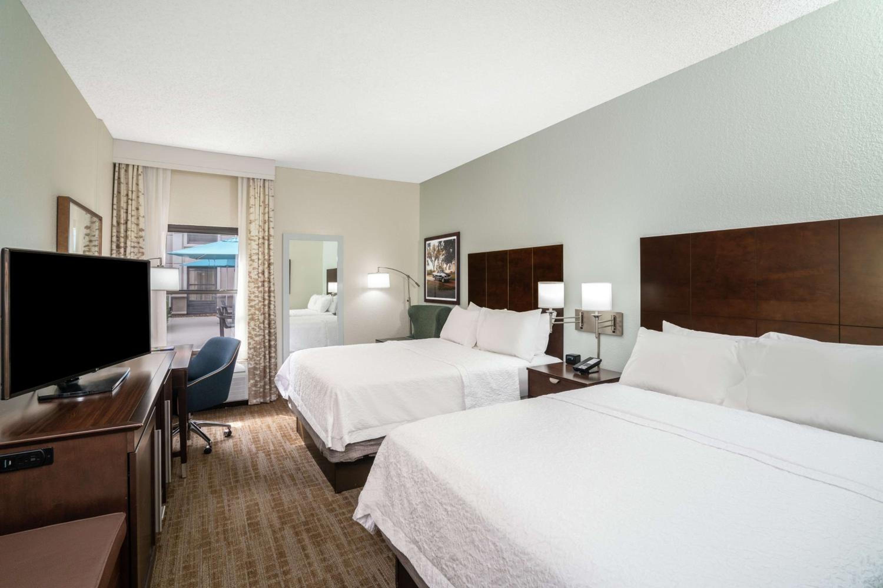 Room with Two Queen Beds - Non-Smoking