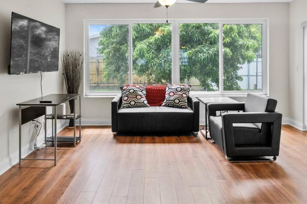 Three-Bedroom House photo 1