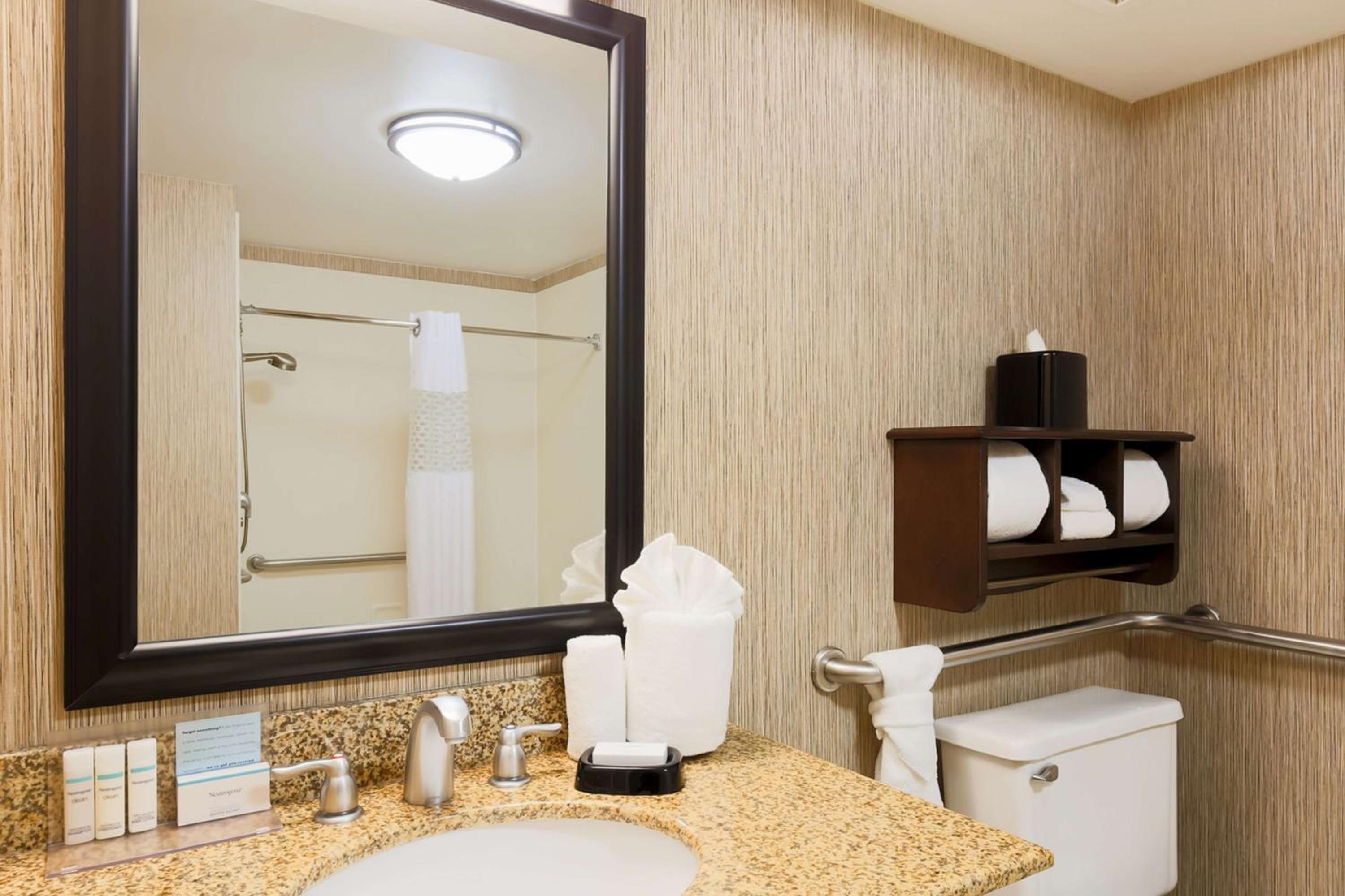 King Room - Mobility Access/Non-Smoking - Photo 2