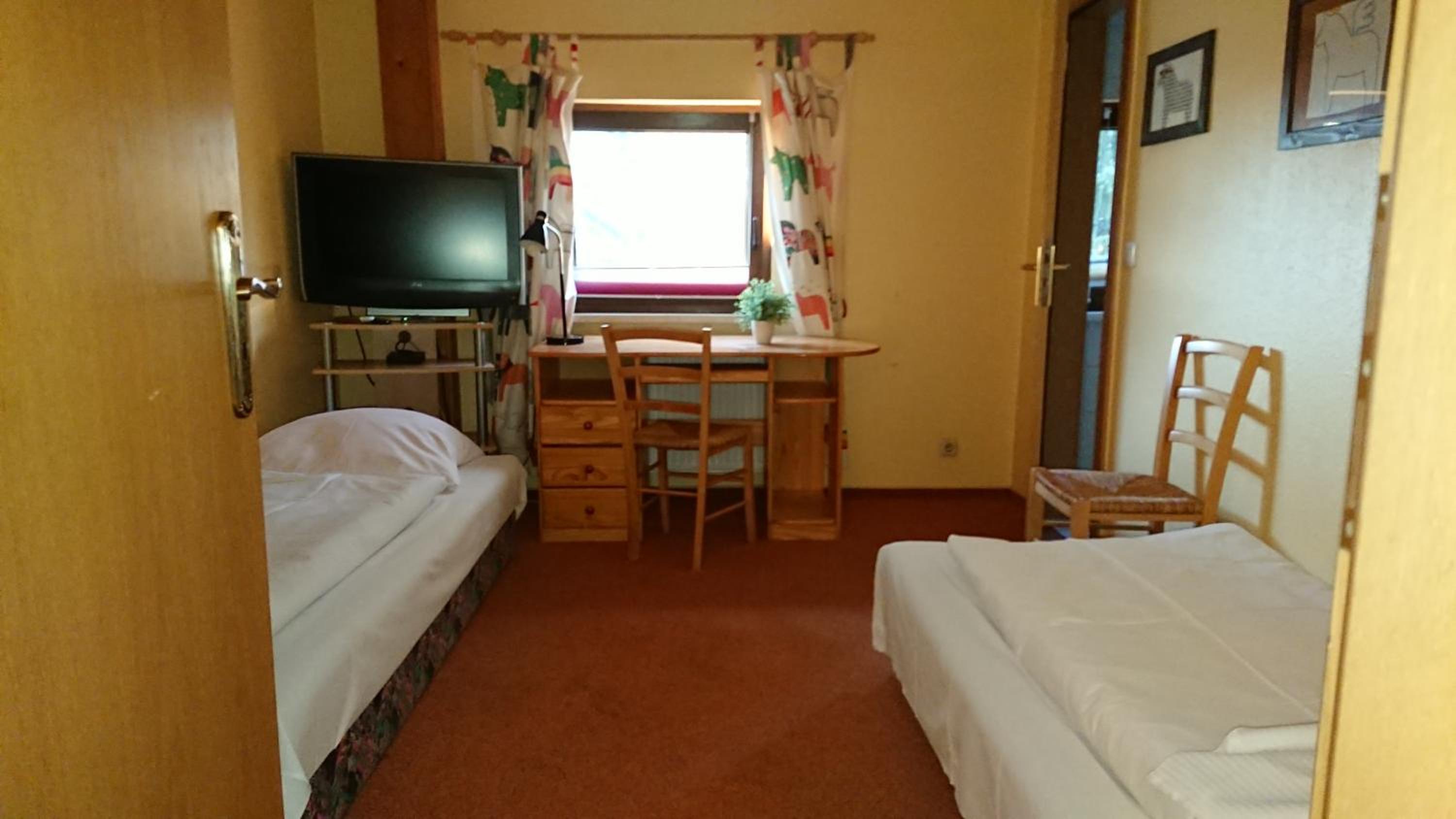 Double Room with Private Bathroom photo 1