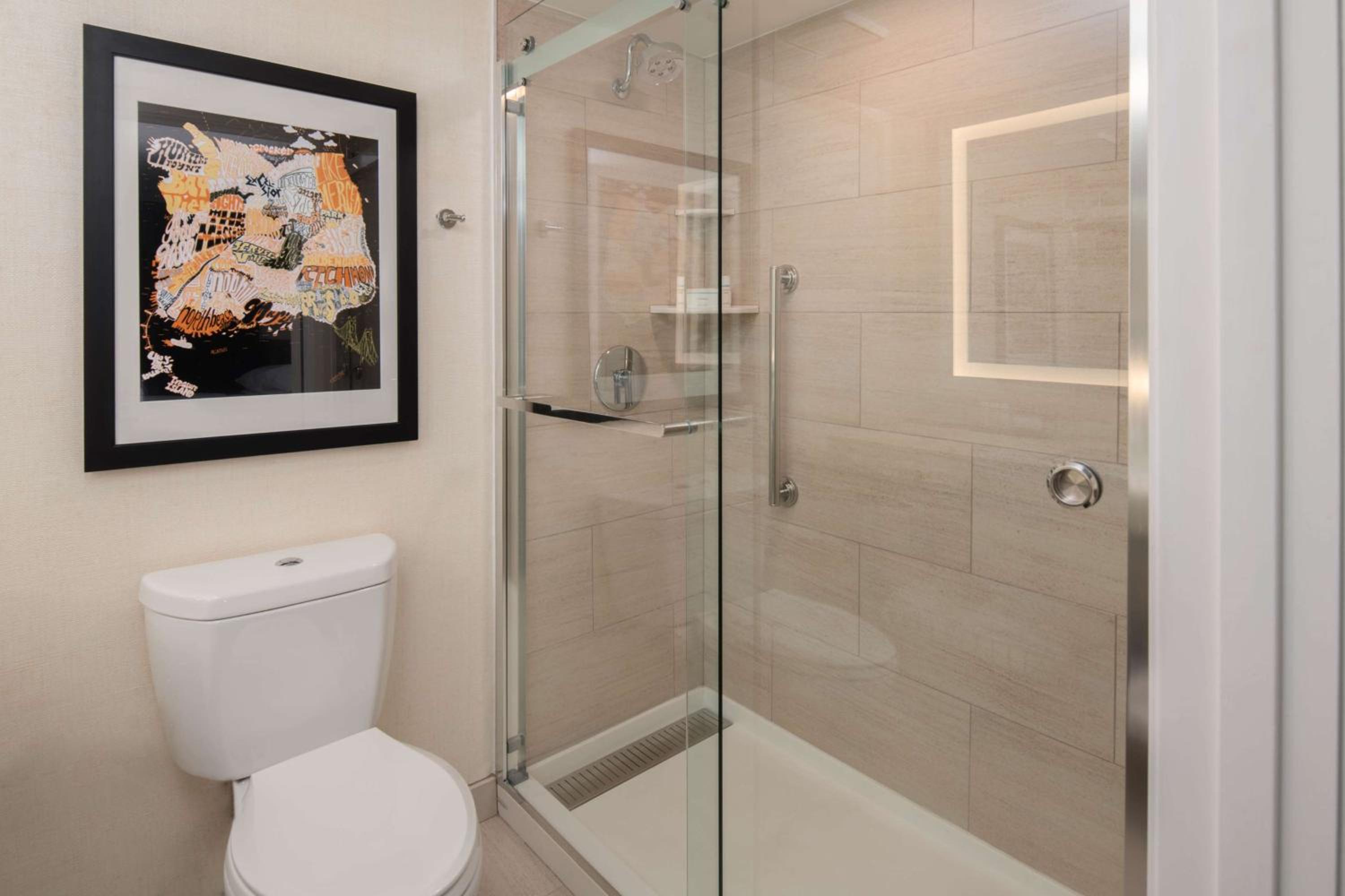 Two-Room King Suite - Non-Smoking - Photo 2