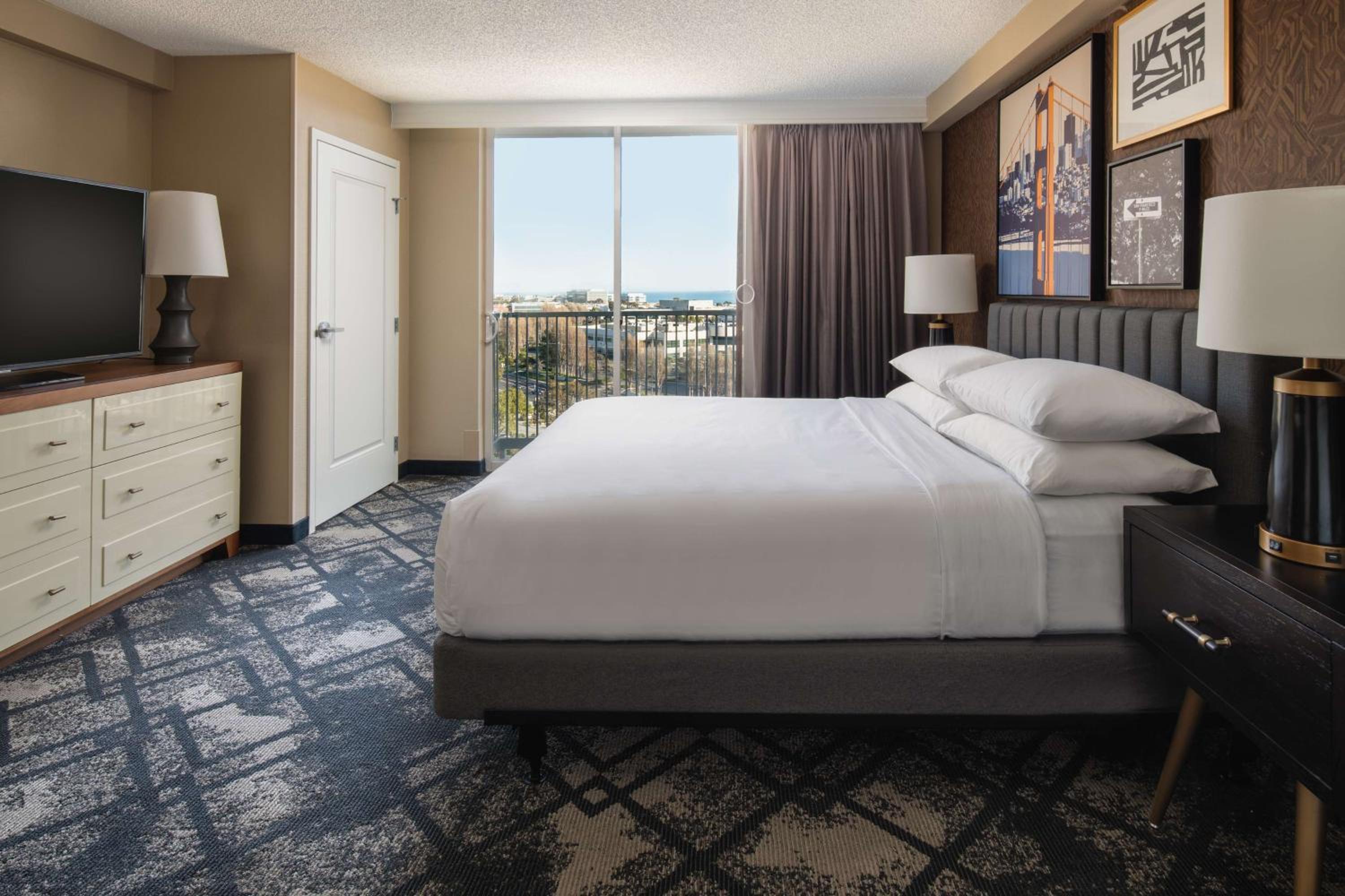King Room - Mobility Access/Non-Smoking - Photo 3