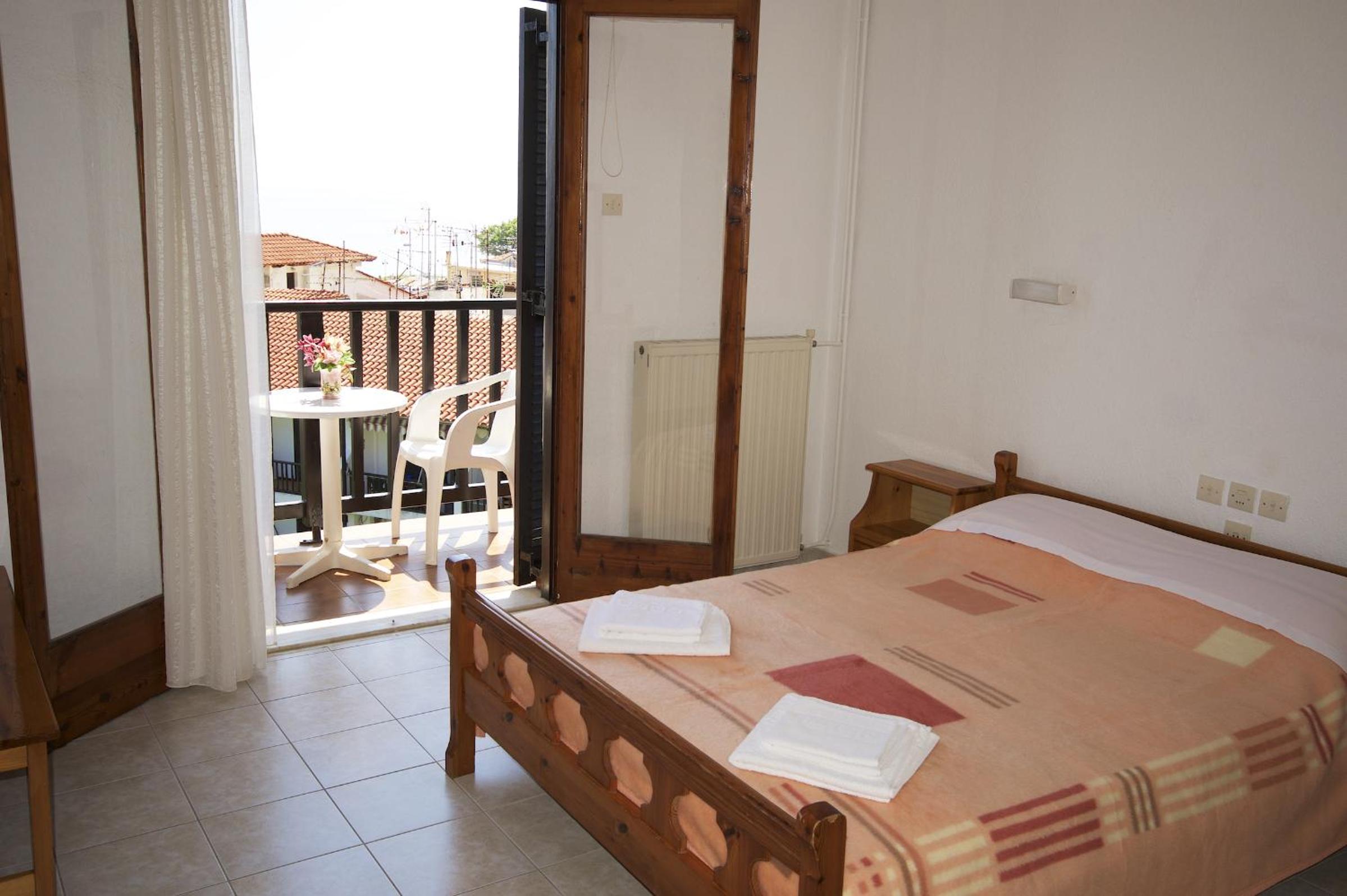 Standard Double Room photo 1