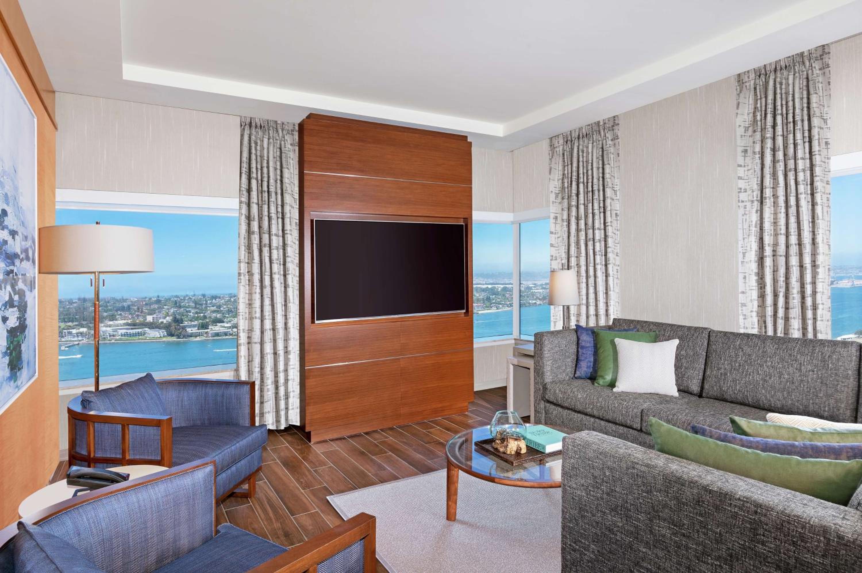 Executive King Suite