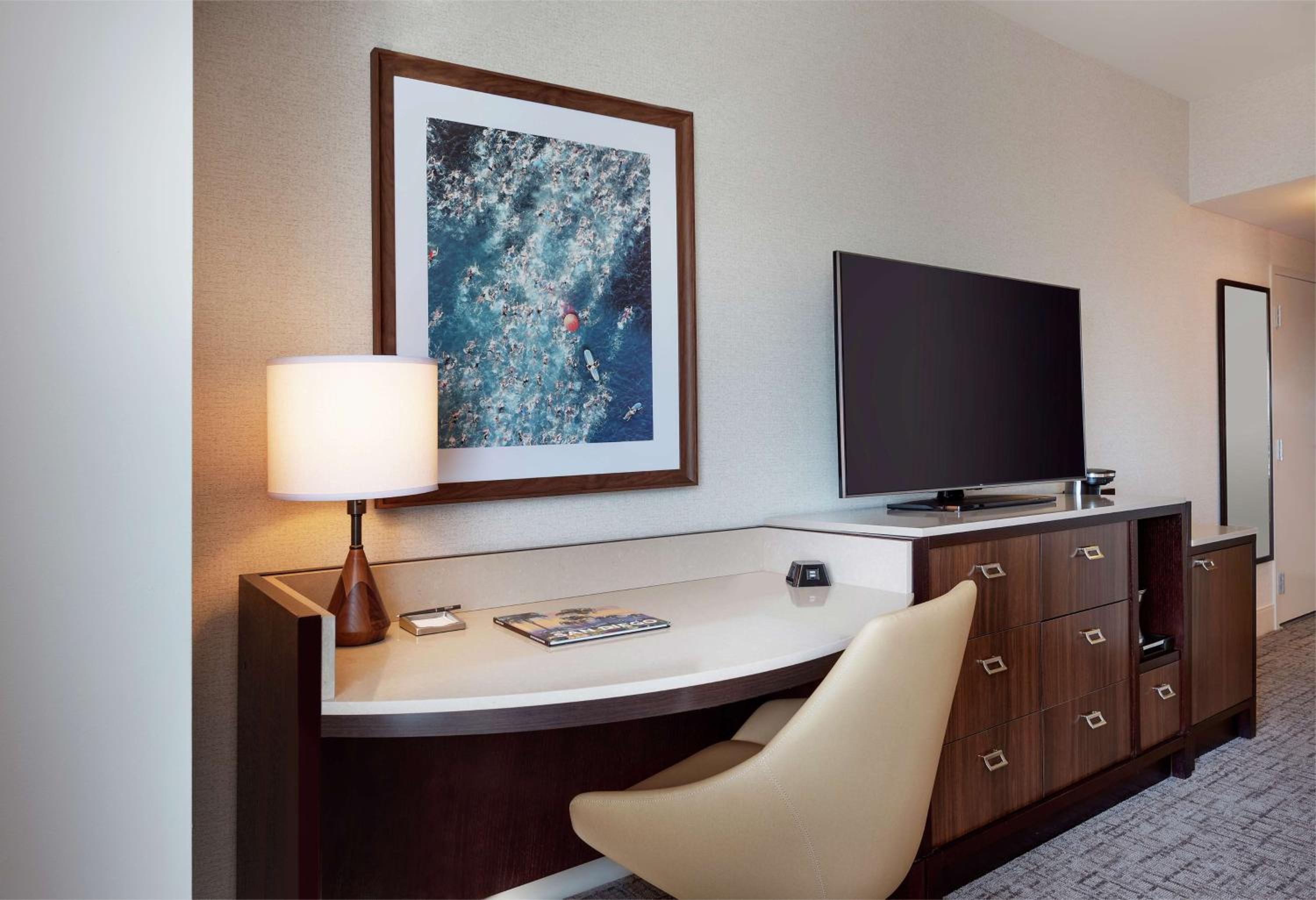 Bridge View King Room - Photo 1