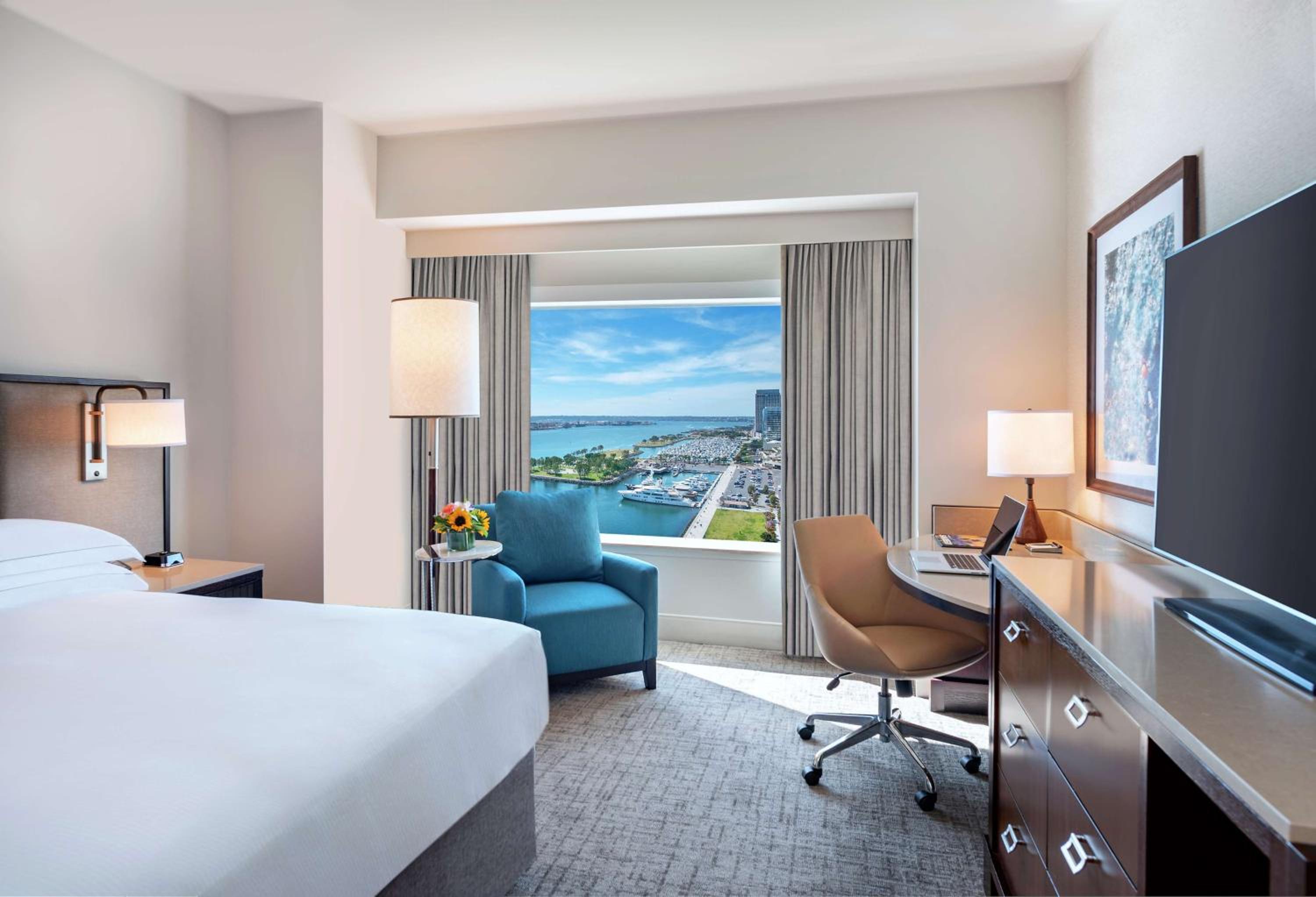 King Room with Skyline View