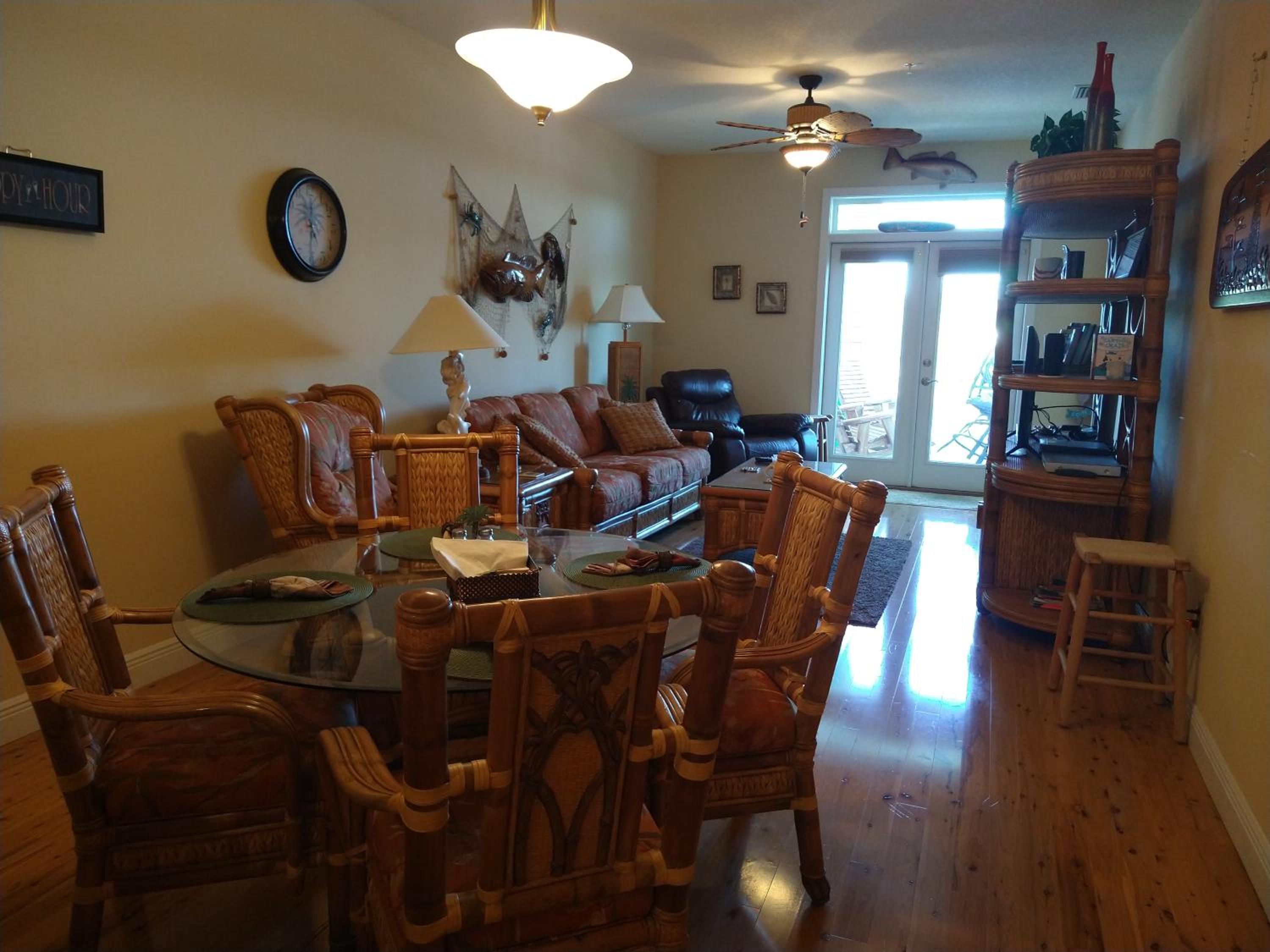 One-Bedroom House photo 2