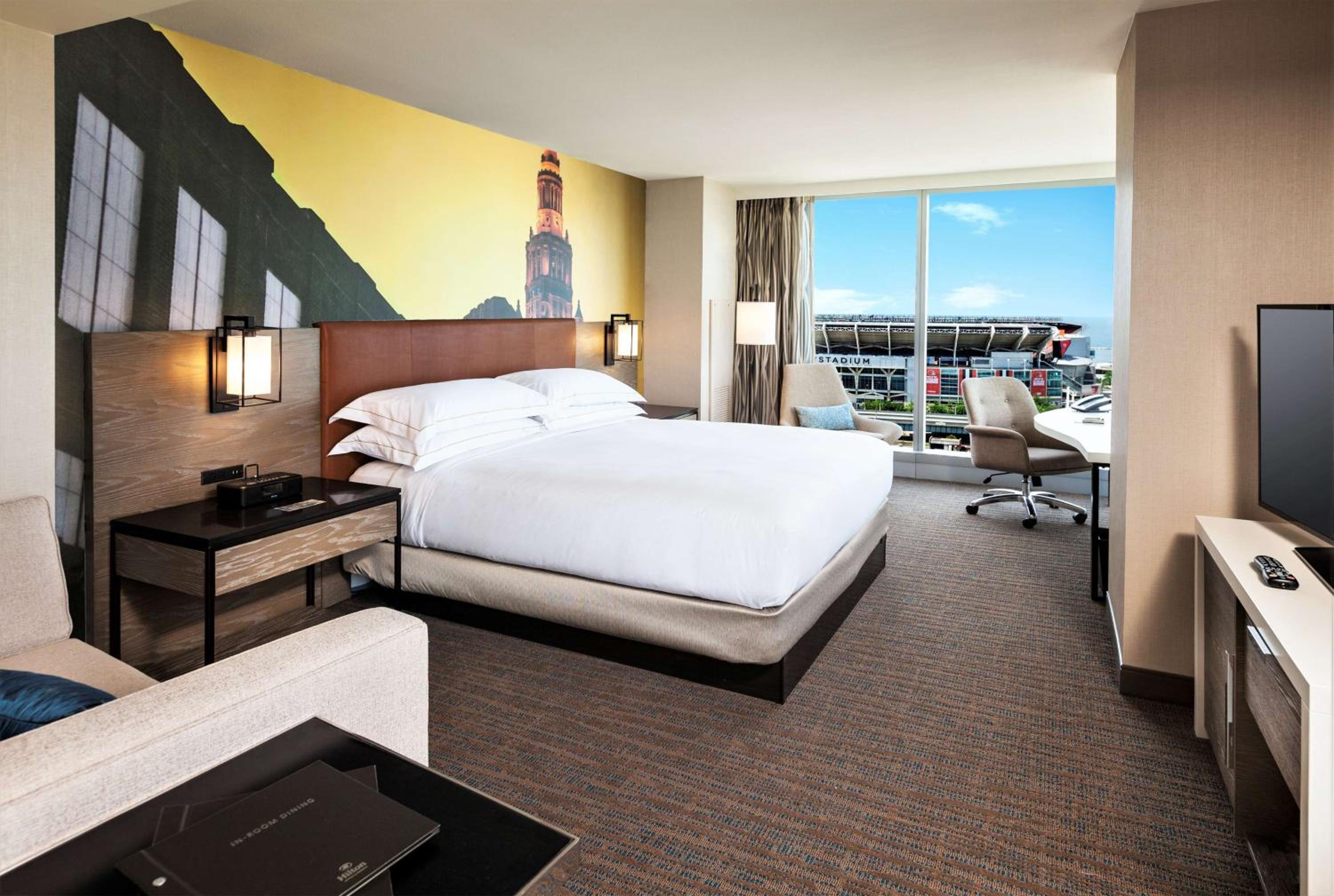 Corner King Room