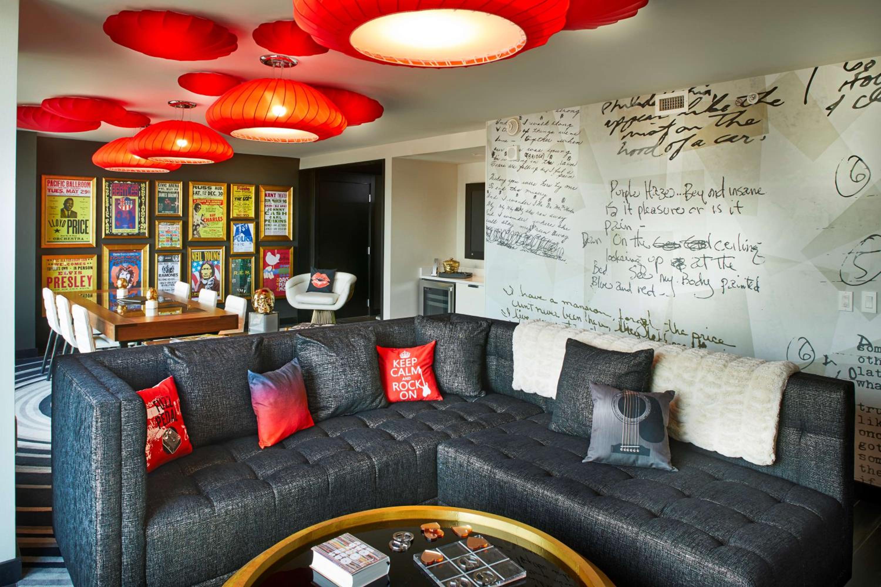 Superior King Suite