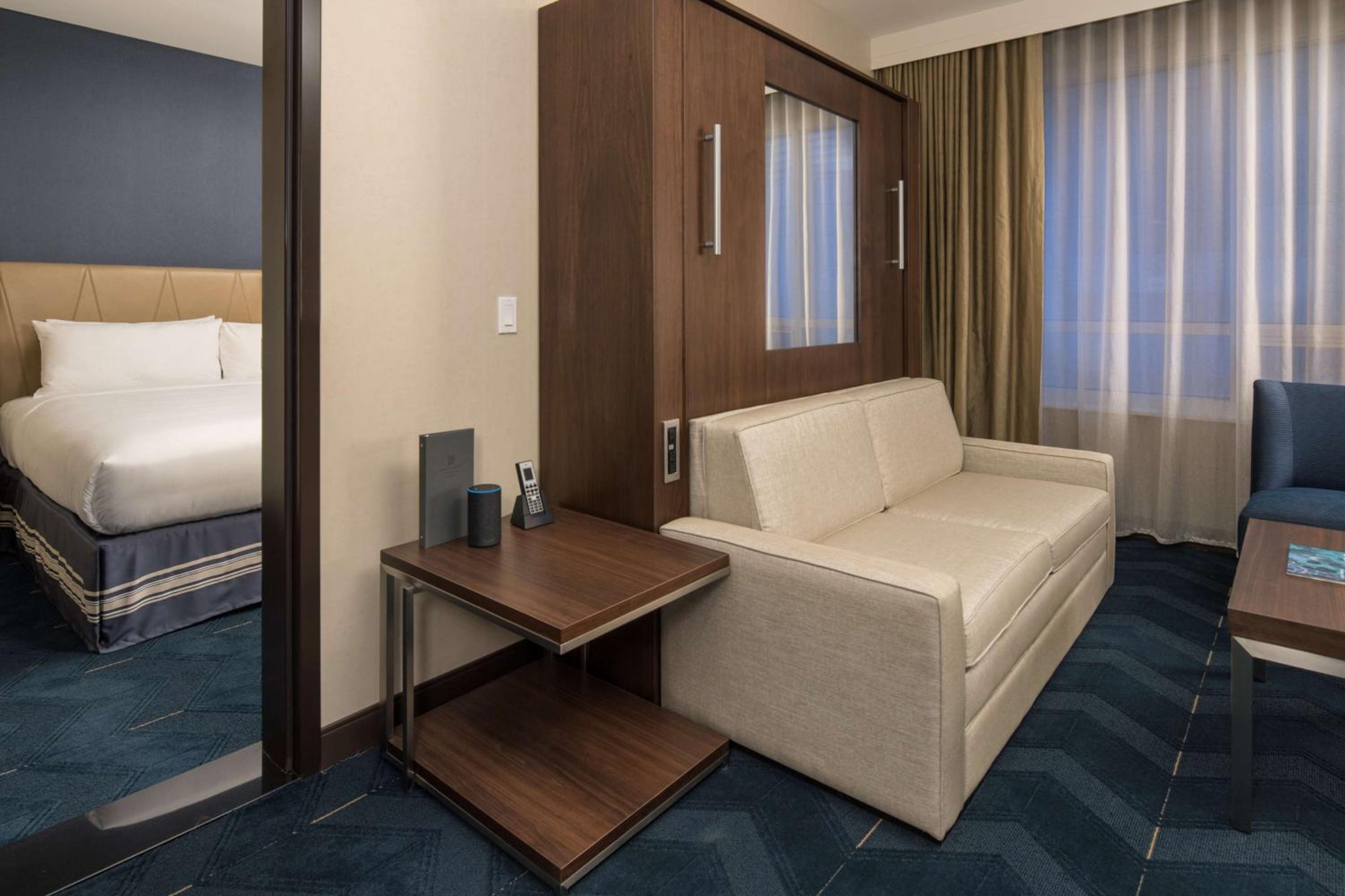 Urban Suite with One King Room and One Queen Room