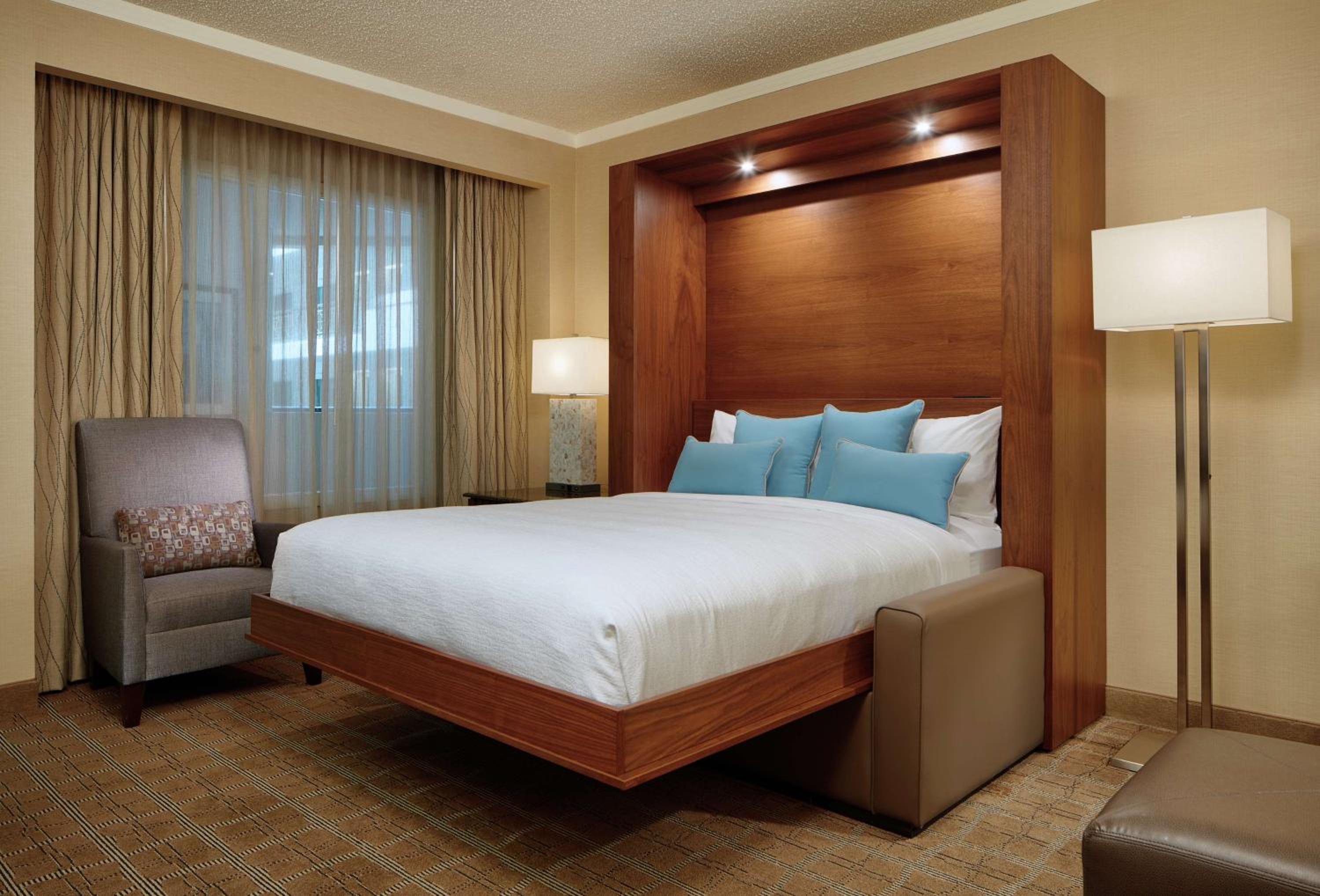 Two-Room Premium King Suite with Queen Murphy Bed - Photo 1