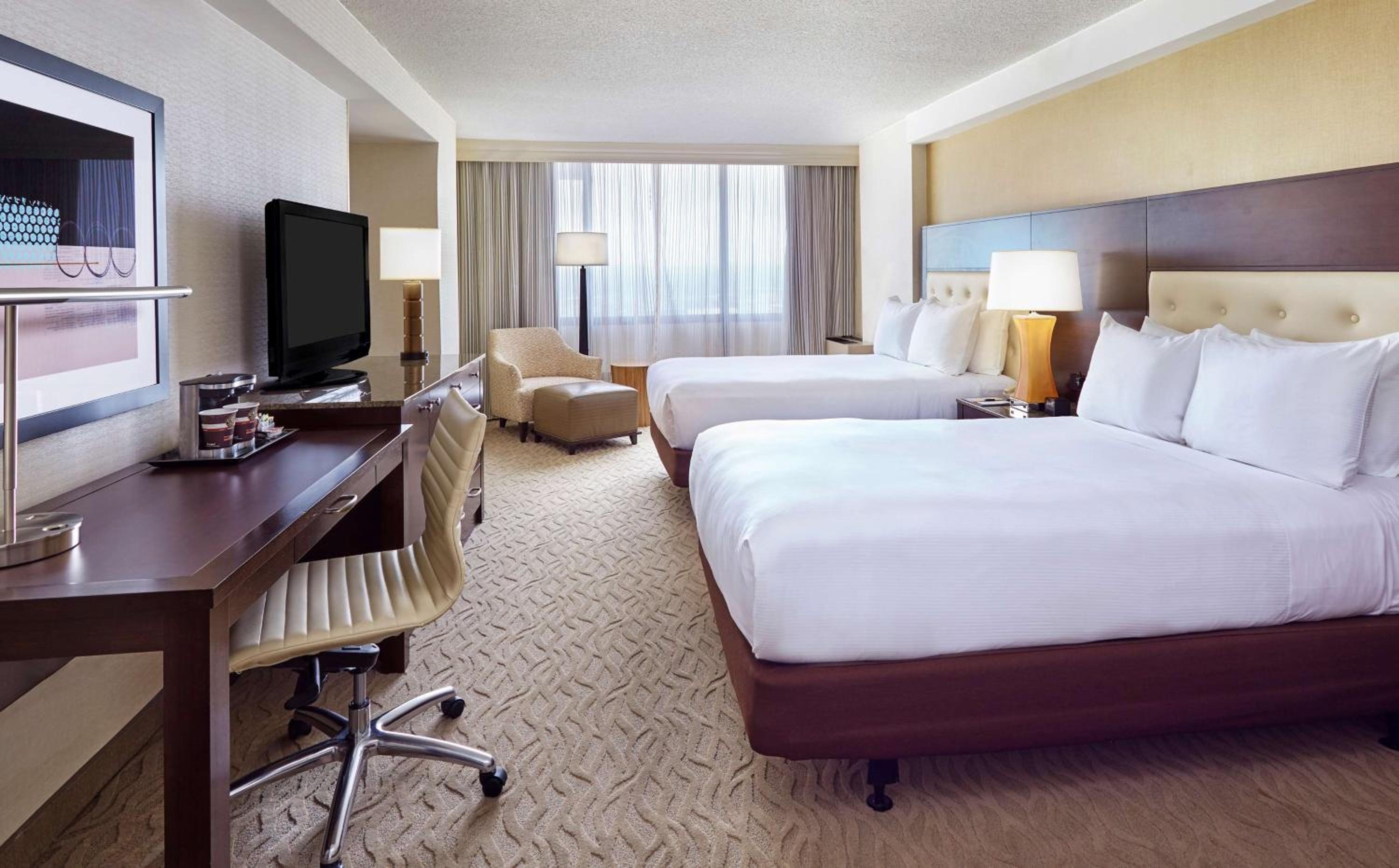 Standard Double Room with Two Double Beds - Photo 1