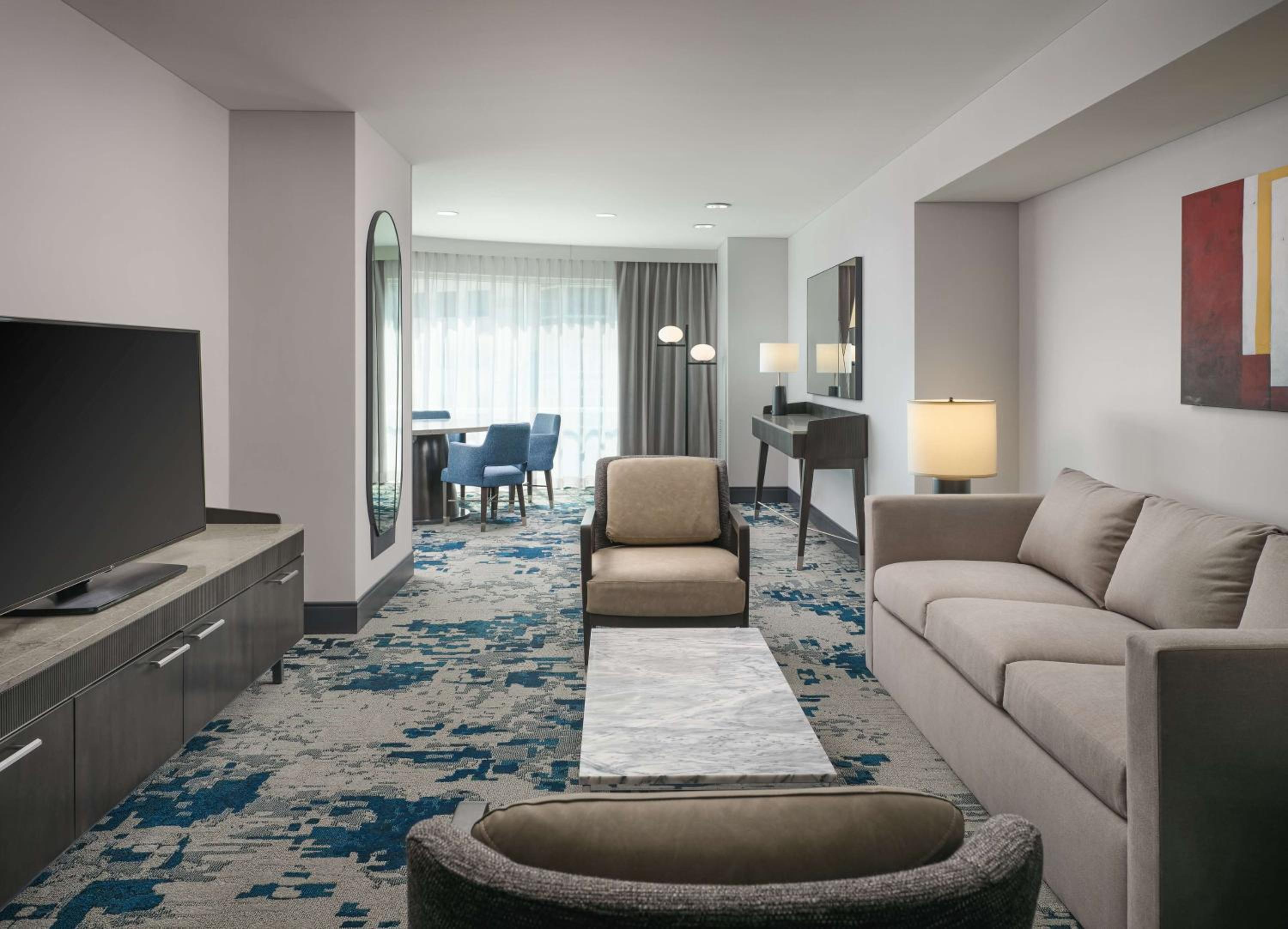 Signature King Suite - Photo 2