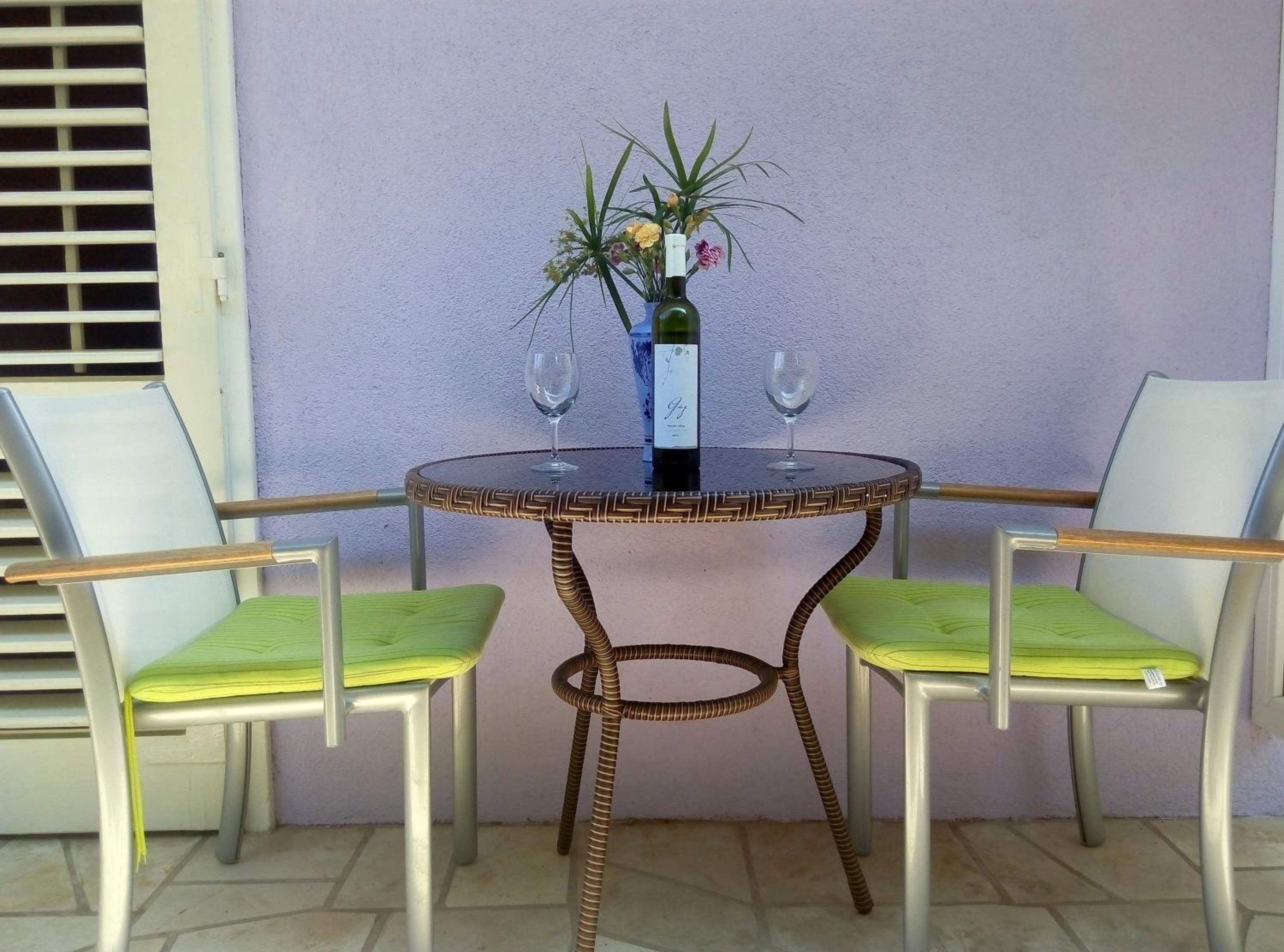 One-Bedroom Apartment with terrace and garden view (2 Adults) photo 2