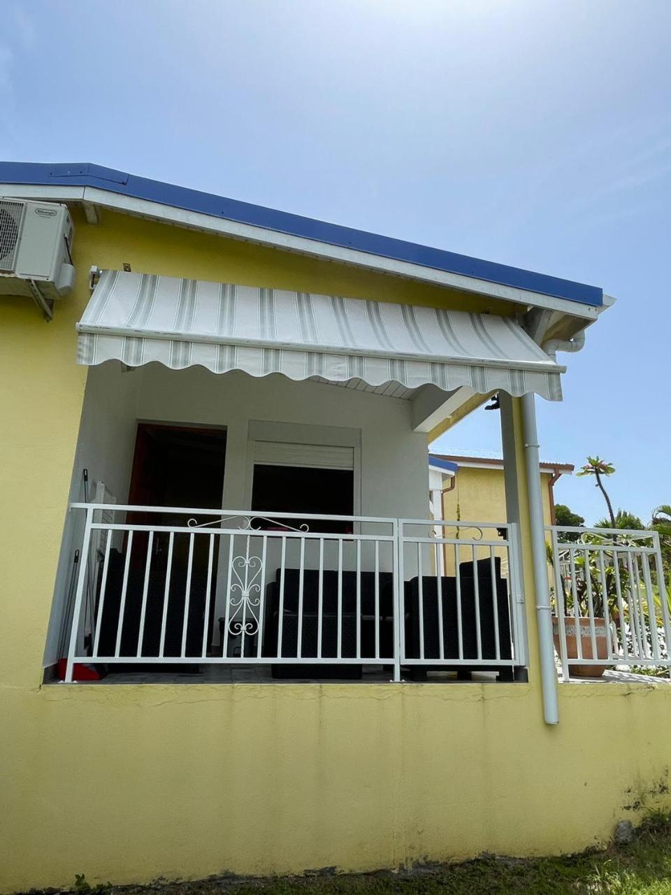 One-Bedroom House - Photo 12