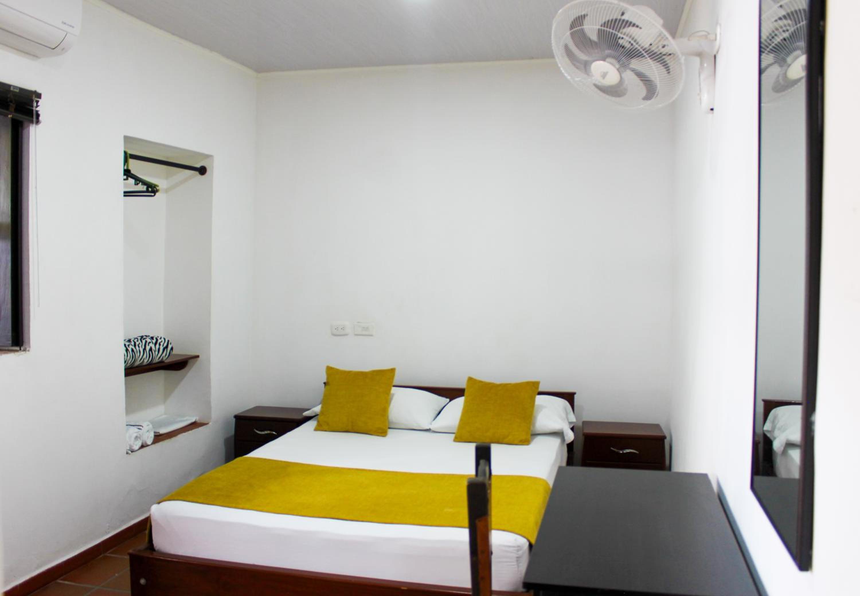 Double Room with Private Bathroom photo 1