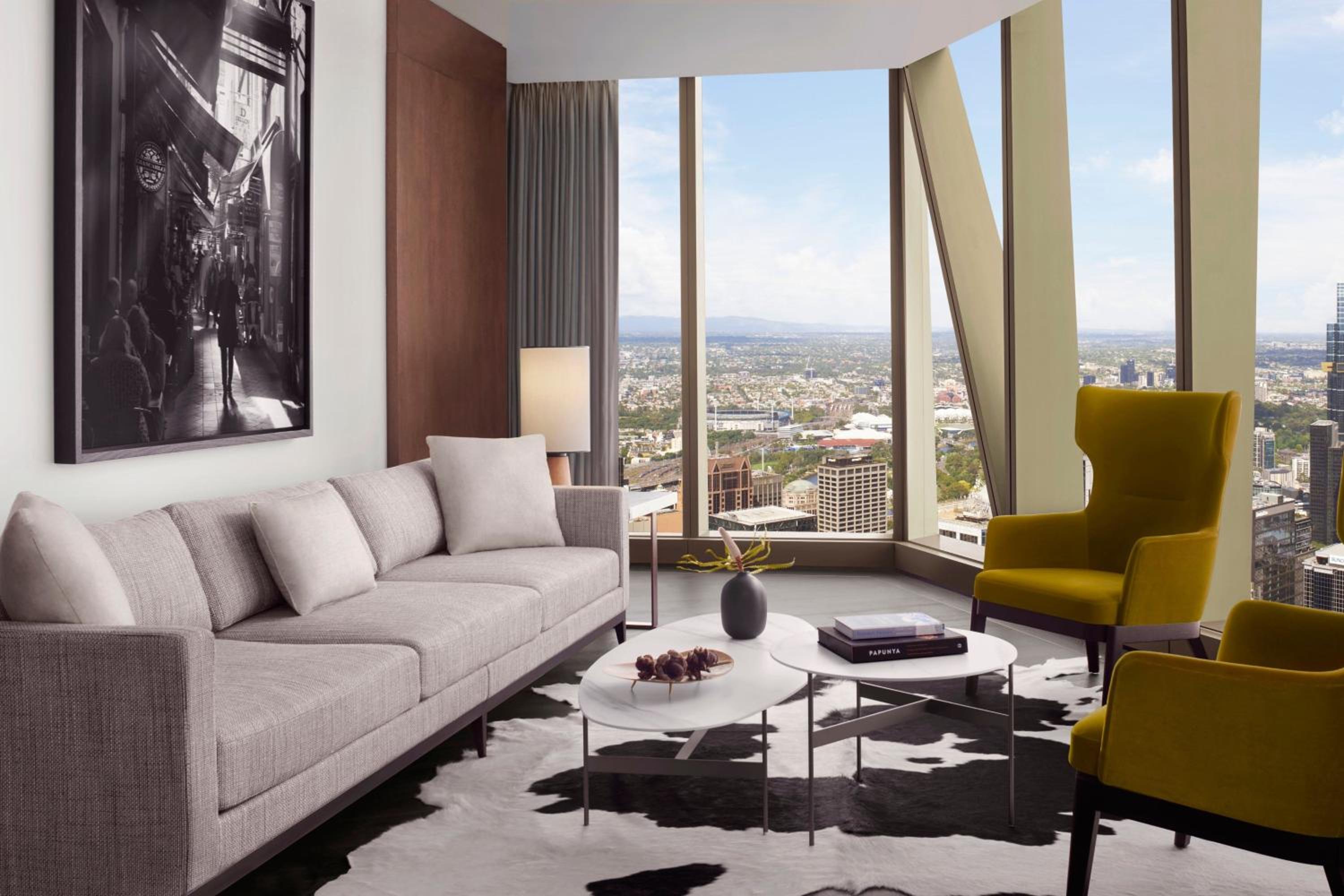 Yarra Suite,  Bay & City View, 1 Bedroom, 1 King Bed, Half-Board, Club Access thumbnail 5