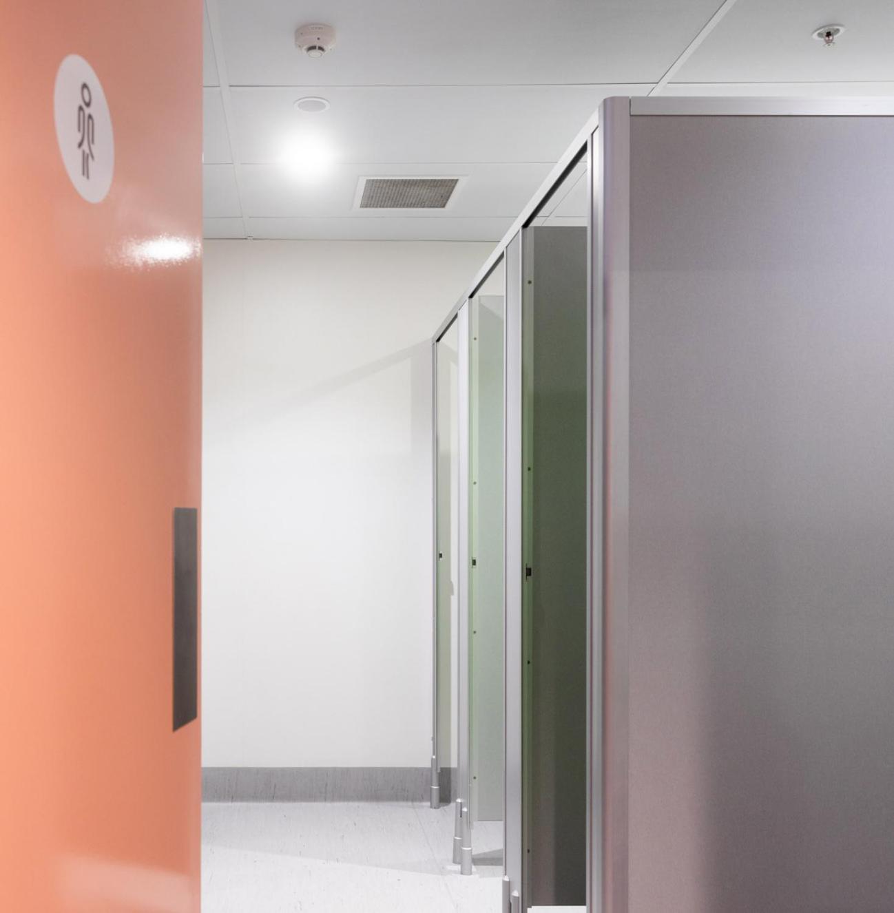 Private Single Pod in 8 Share Room photo 3