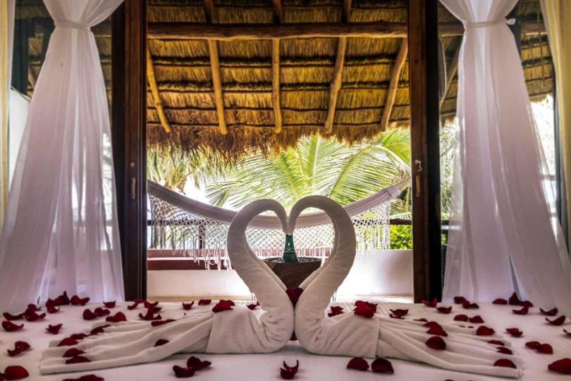 Suite With Hot Tub