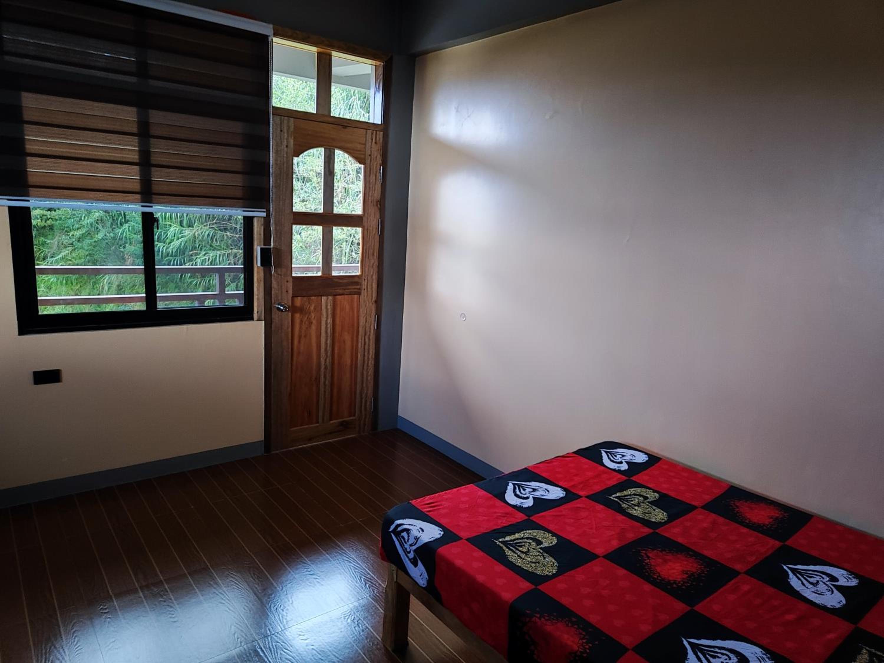 Deluxe Double or Twin Room - Photo 13