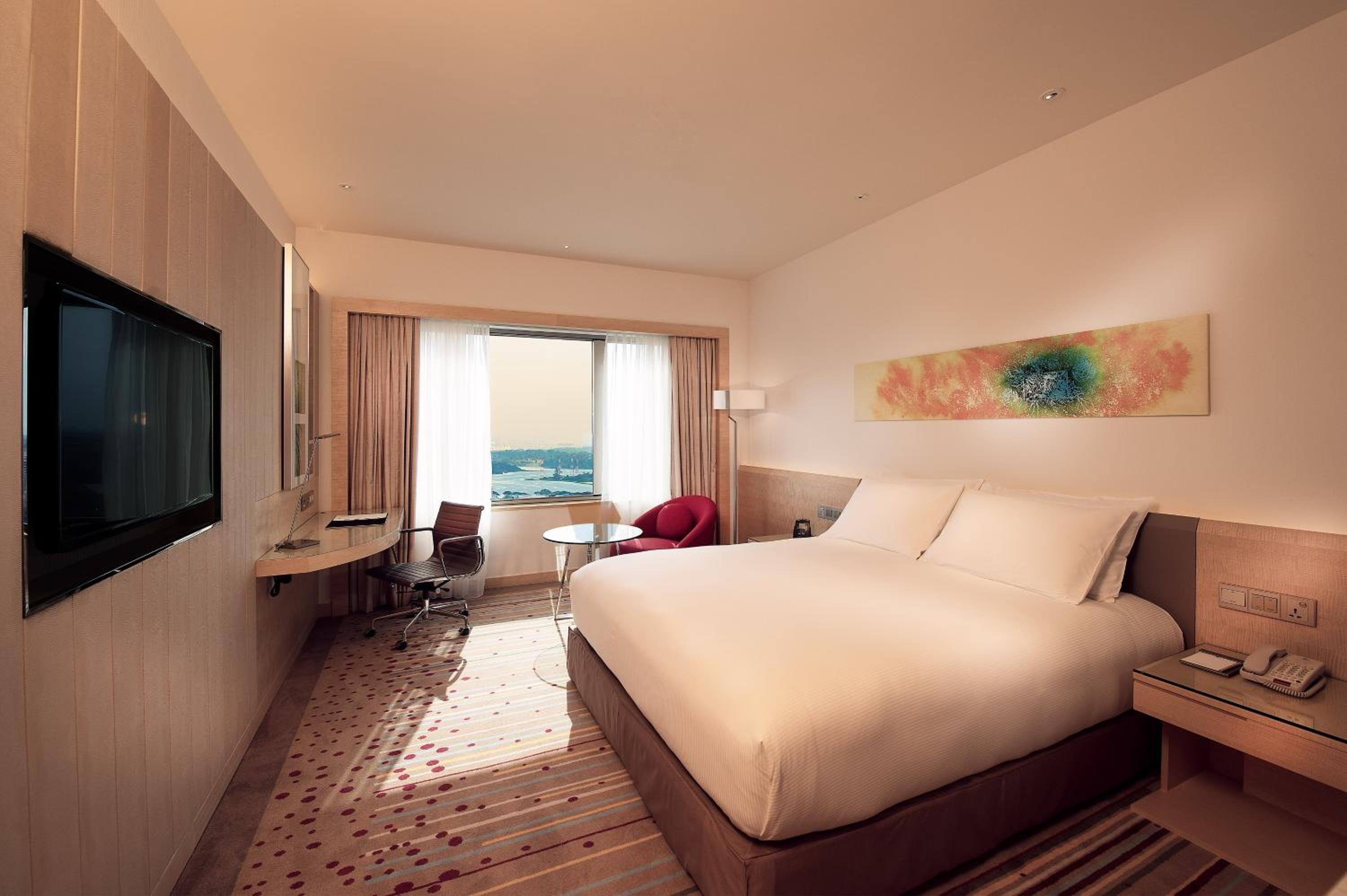 Deluxe King Room - High Floor - Photo 10