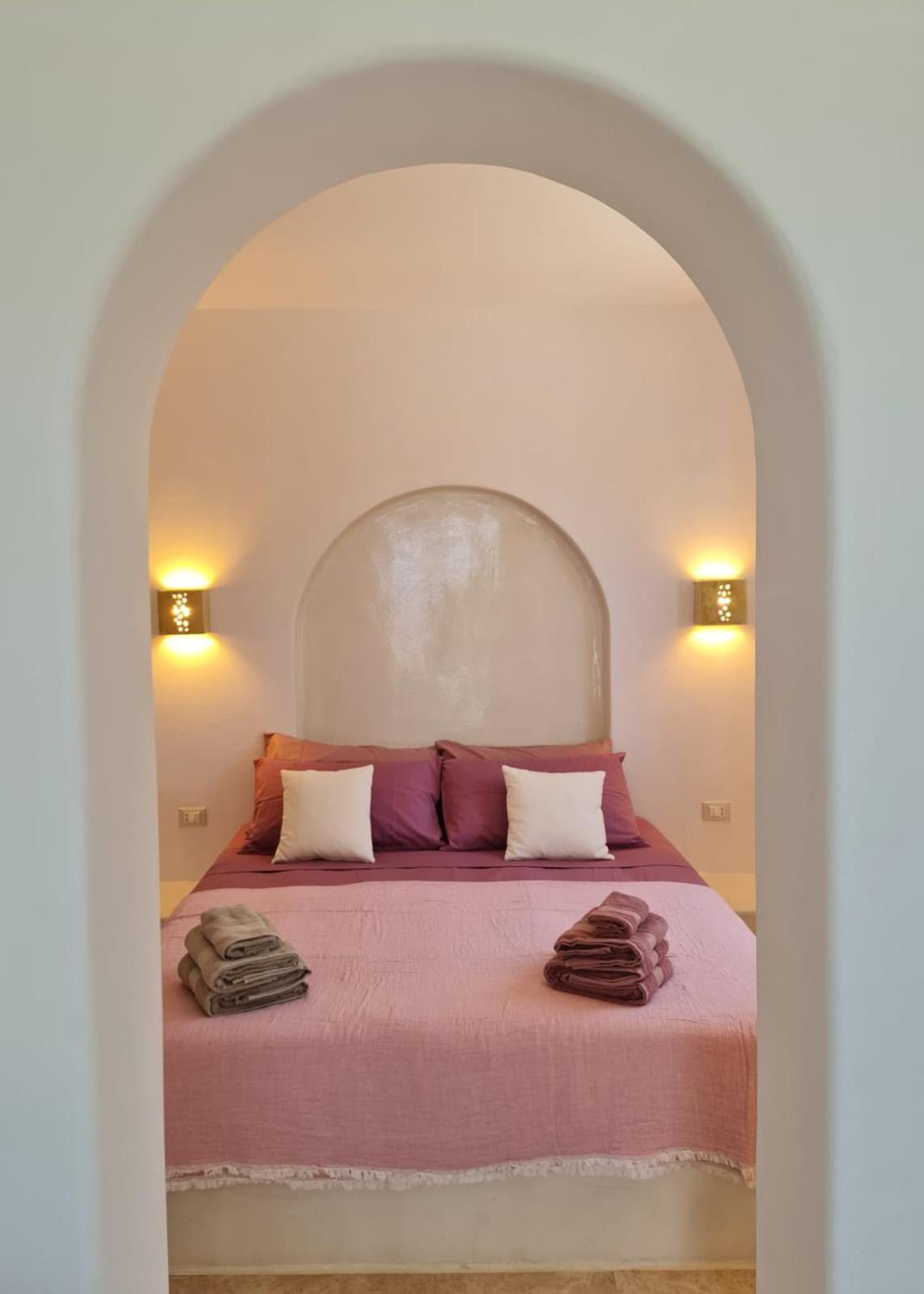 Studio Apartment with Sea View photo 1