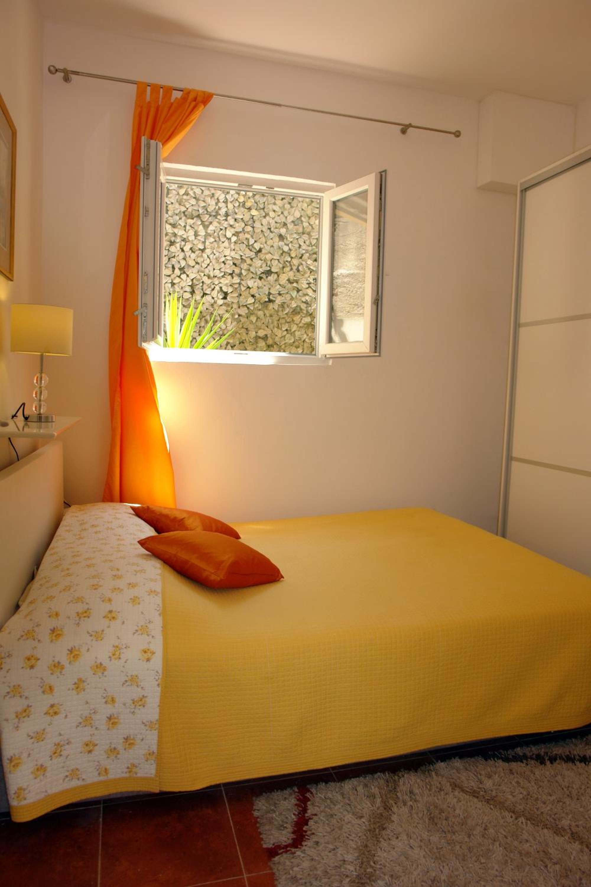One-Bedroom Apartment - Ground Floor