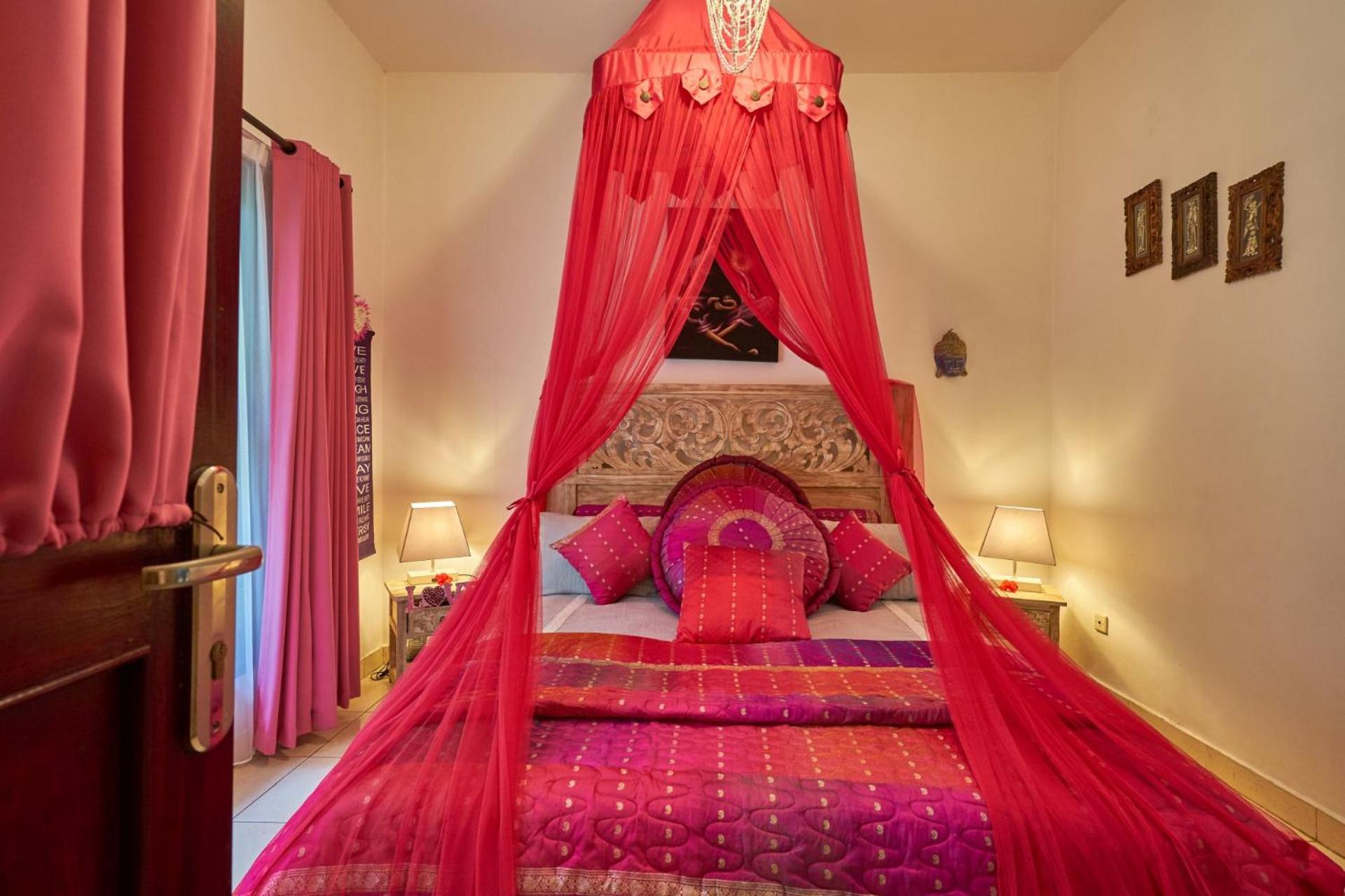 Three-Bedroom Villa photo 2